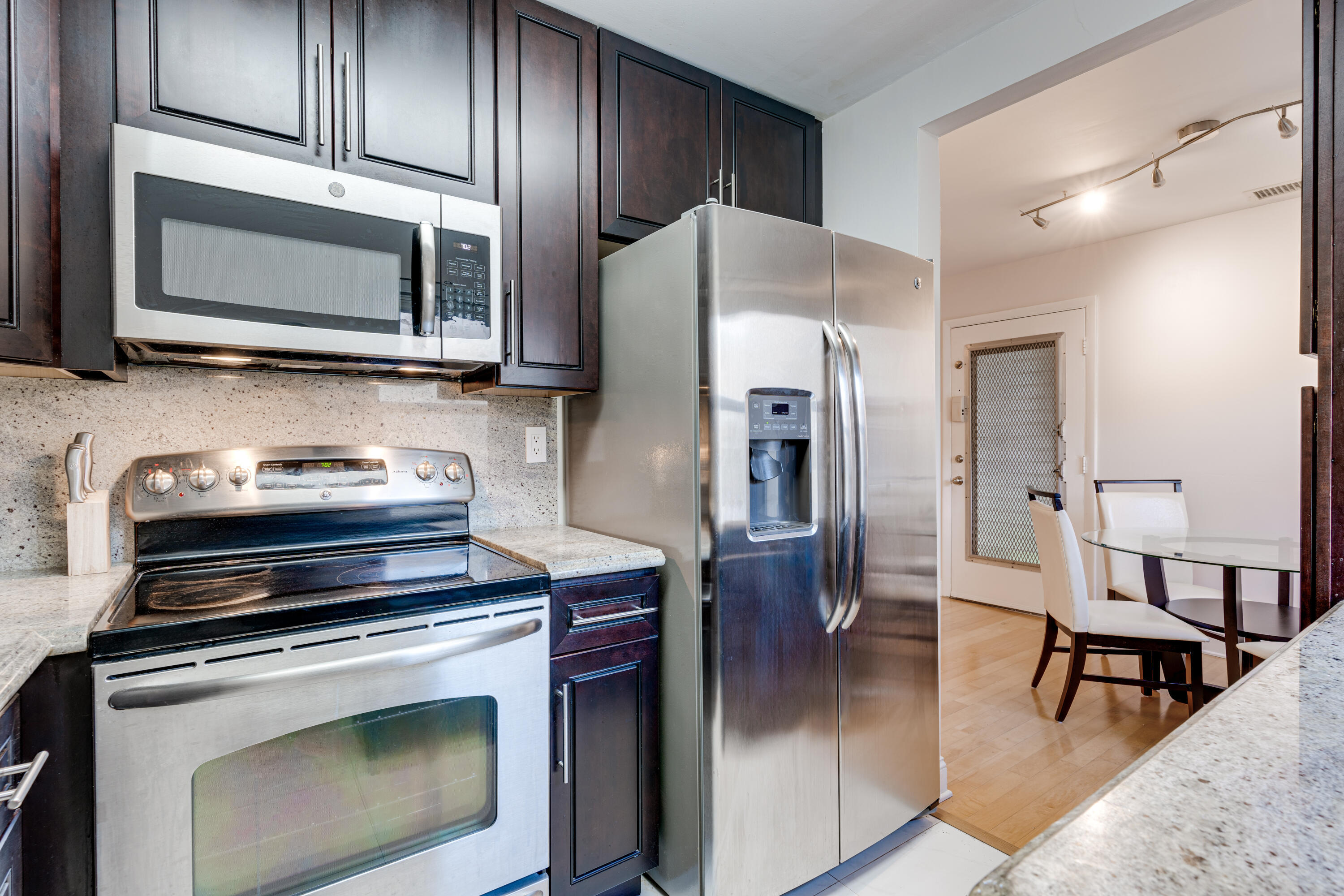 KINGS POINT CAPRI CONDOS - Residential Lease