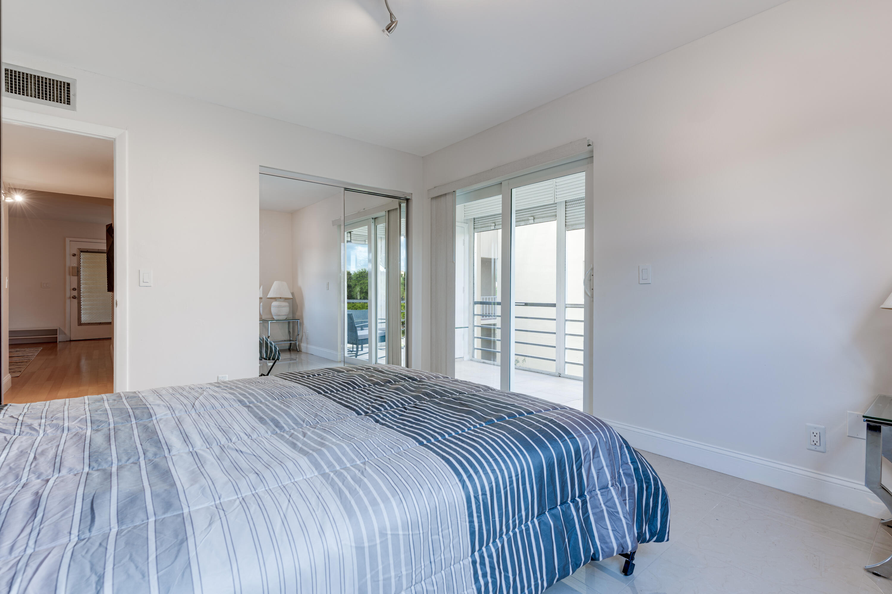 KINGS POINT CAPRI CONDOS - Residential Lease