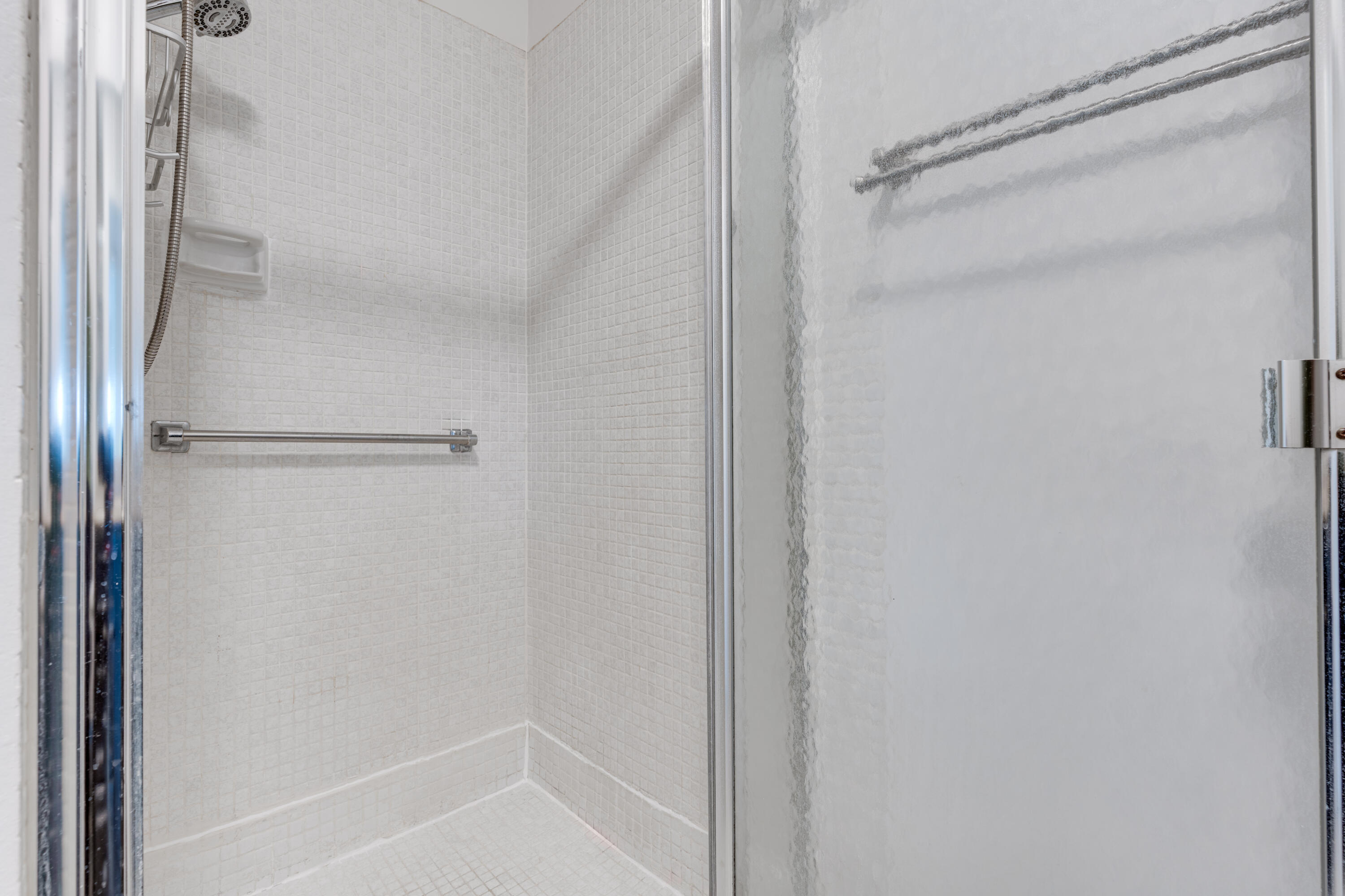 KINGS POINT CAPRI CONDOS - Residential Lease