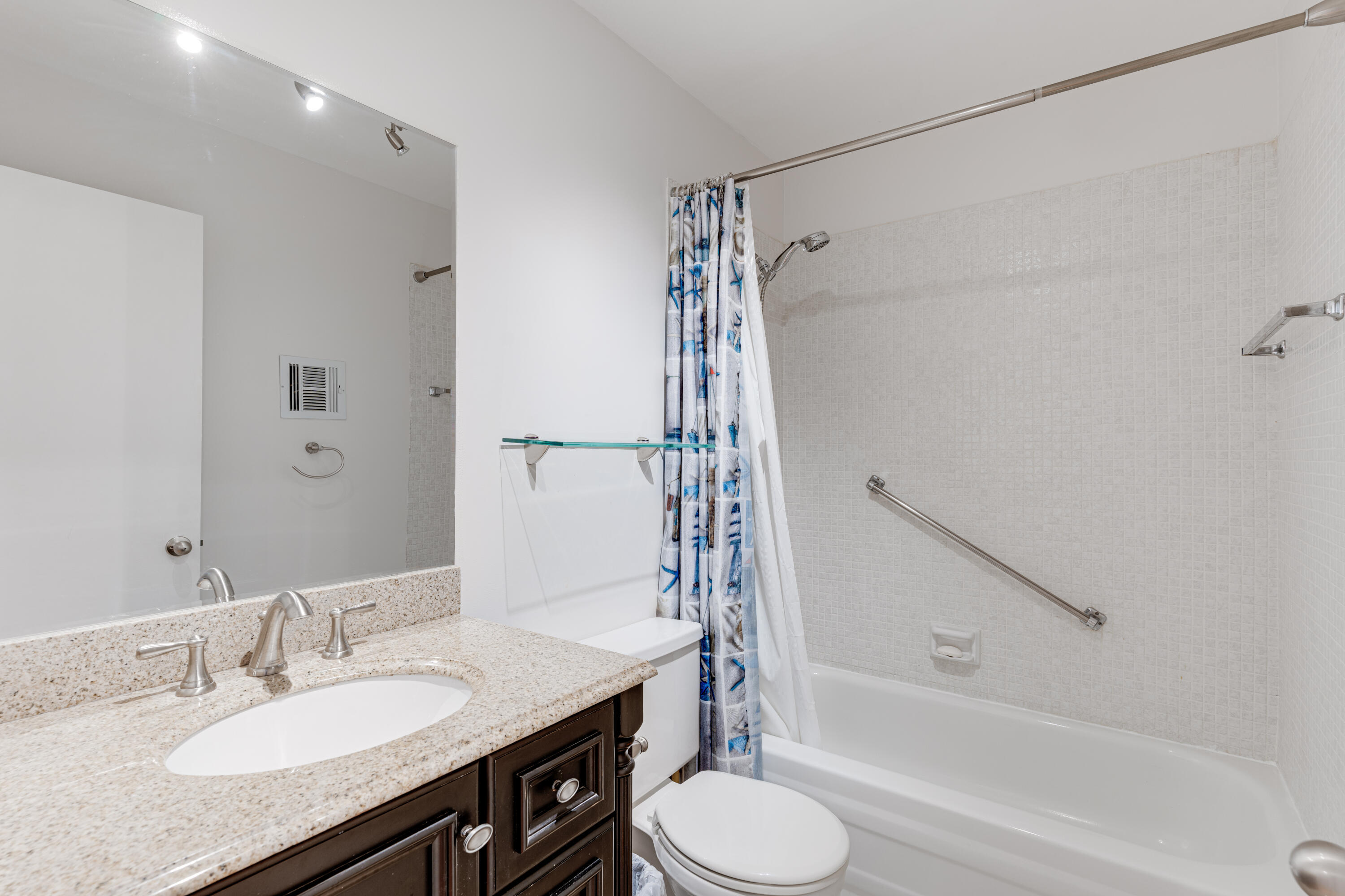 KINGS POINT CAPRI CONDOS - Residential Lease