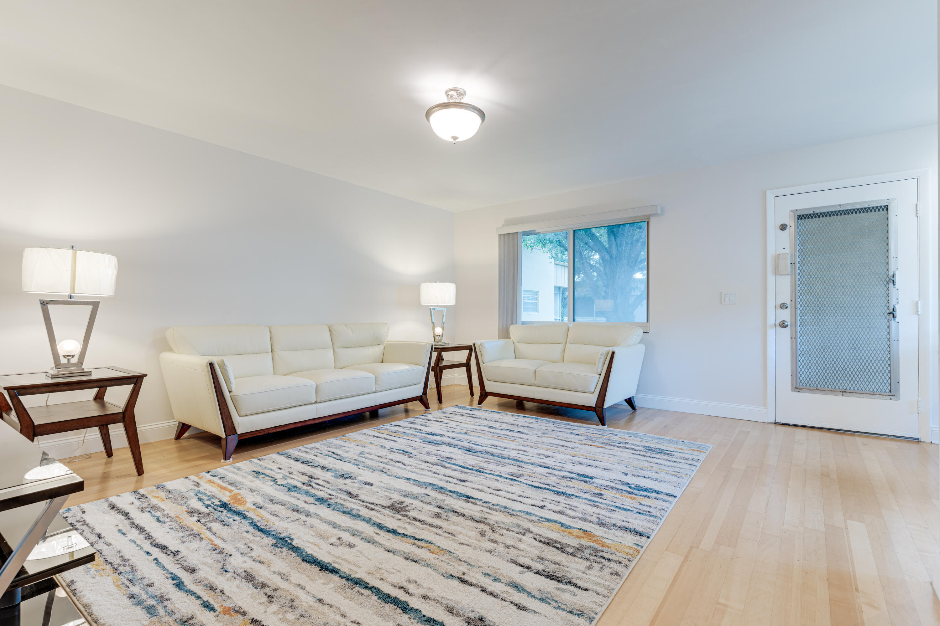 KINGS POINT CAPRI CONDOS - Residential Lease