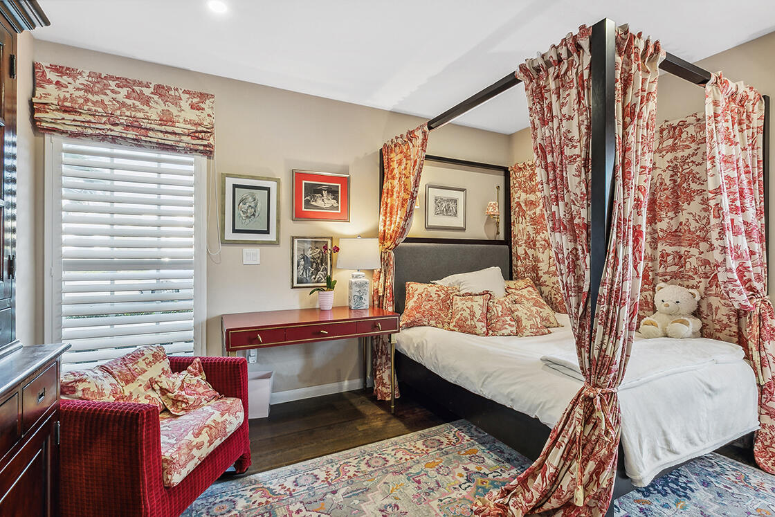 CHATEAU CHEVERNY IBIS ISLE CONDO - Residential