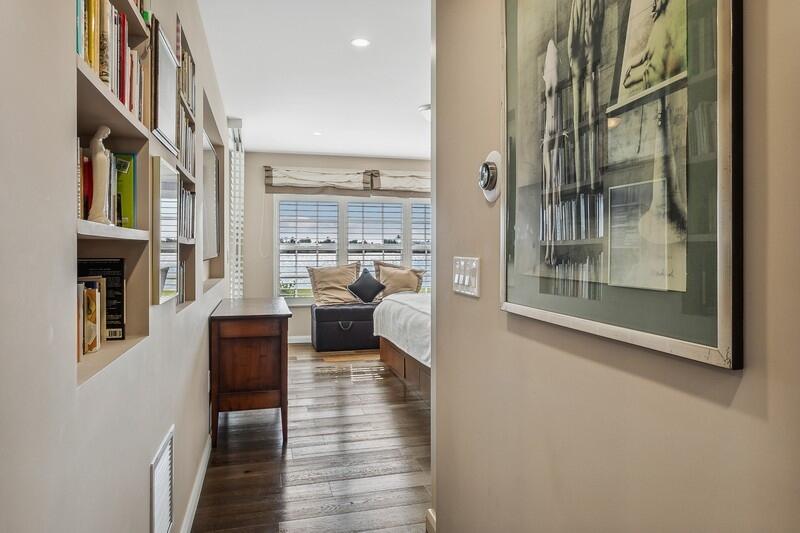 CHATEAU CHEVERNY IBIS ISLE CONDO - Residential