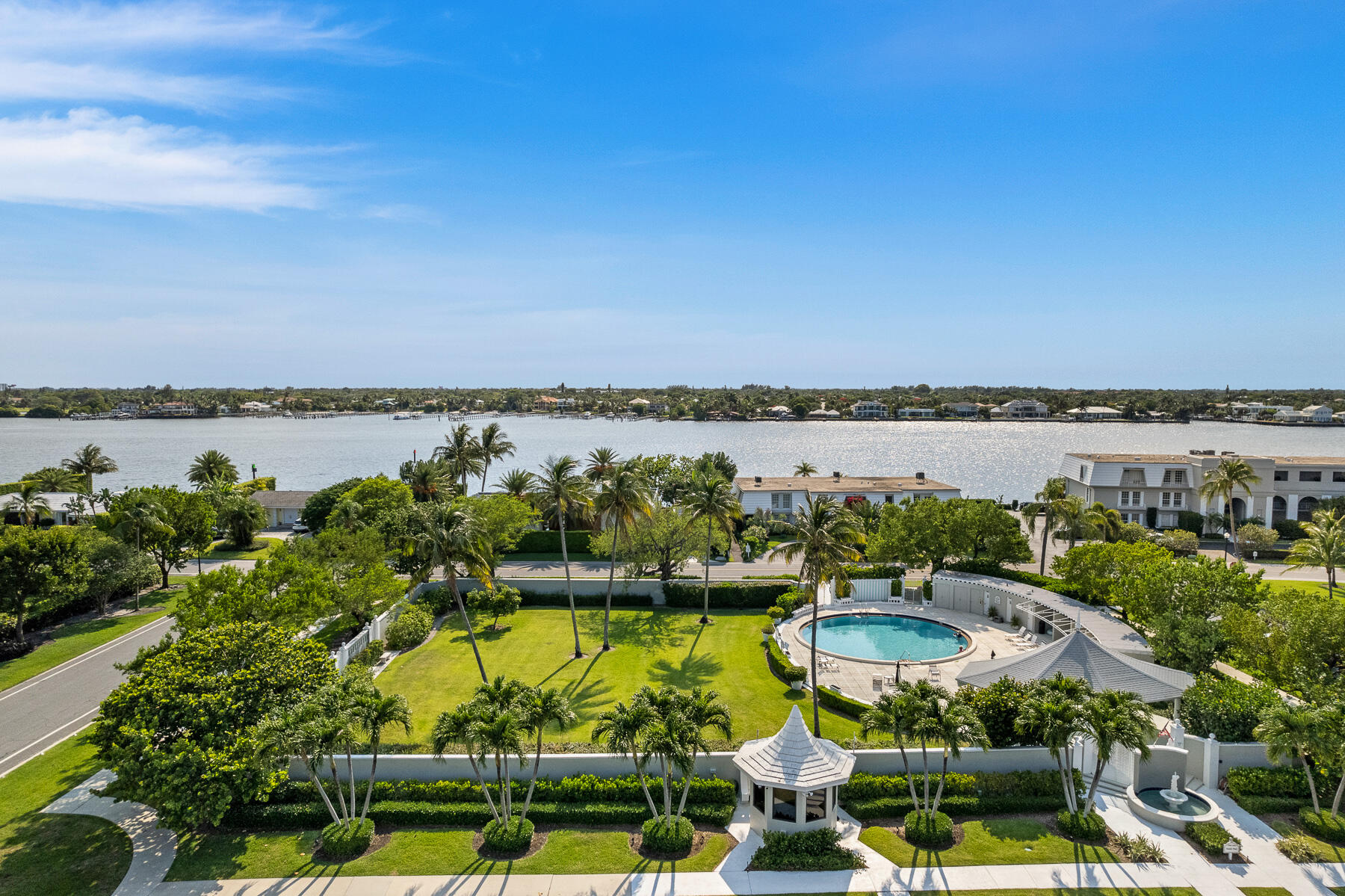 CHATEAU CHEVERNY IBIS ISLE CONDO - Residential