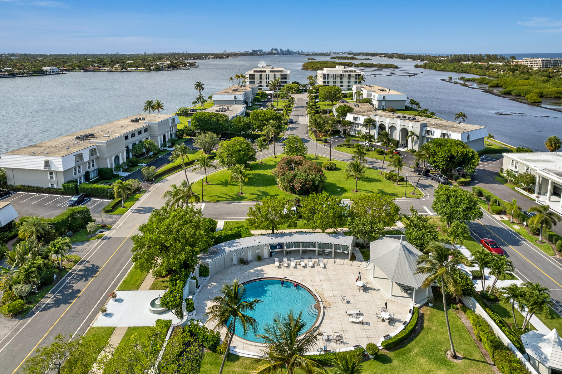 CHATEAU CHEVERNY IBIS ISLE CONDO - Residential