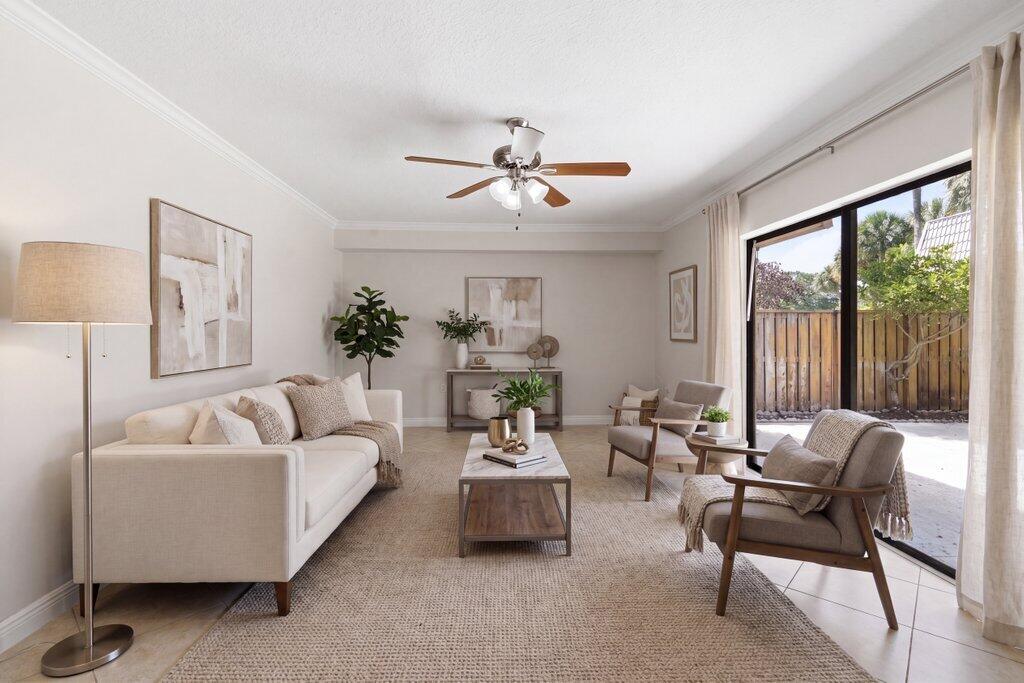 VILLAGE OF SANDALWOOD LAKES SOUTH - Residential