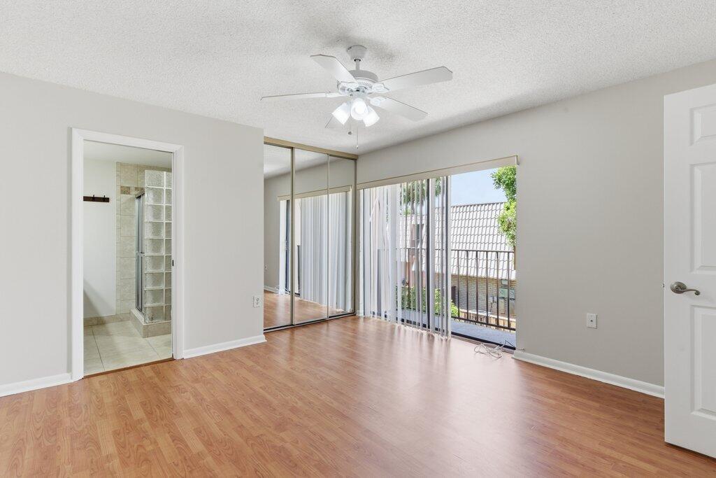 VILLAGE OF SANDALWOOD LAKES SOUTH - Residential