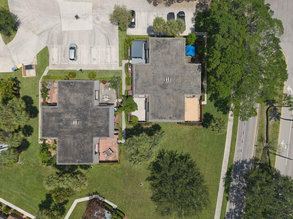 VILLAGE OF SANDALWOOD LAKES SOUTH - Residential