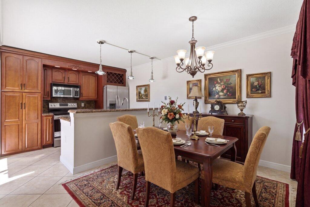 VILLAGE OF SANDALWOOD LAKES SOUTH - Residential