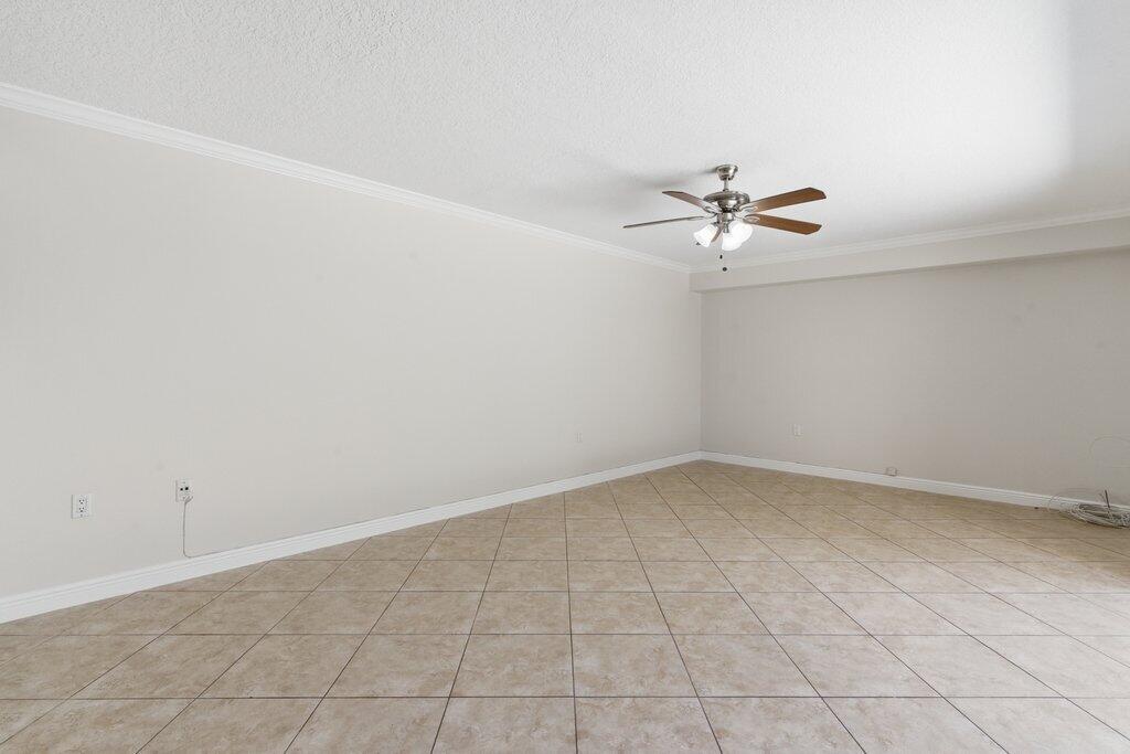 VILLAGE OF SANDALWOOD LAKES SOUTH - Residential