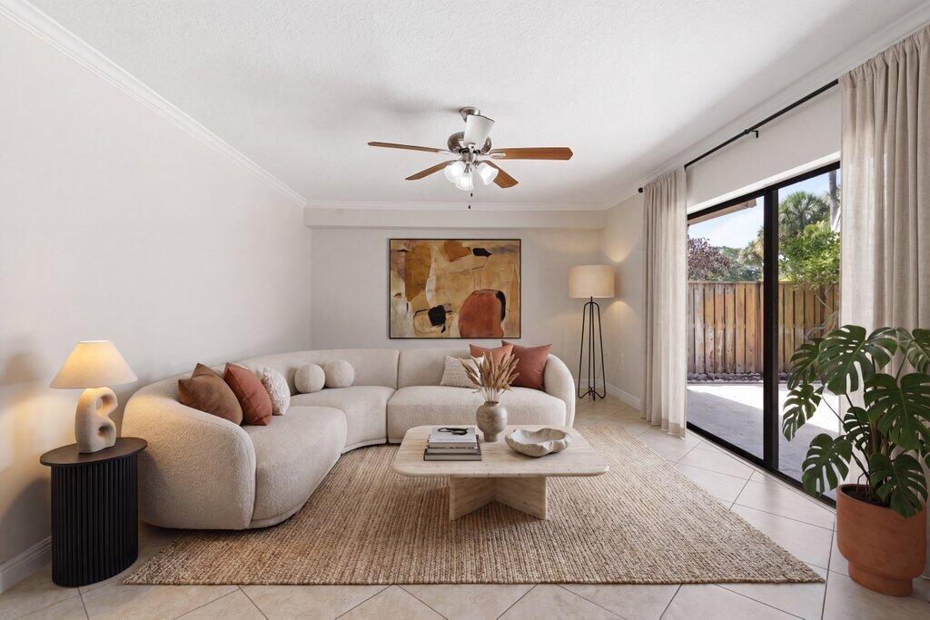 VILLAGE OF SANDALWOOD LAKES SOUTH - Residential