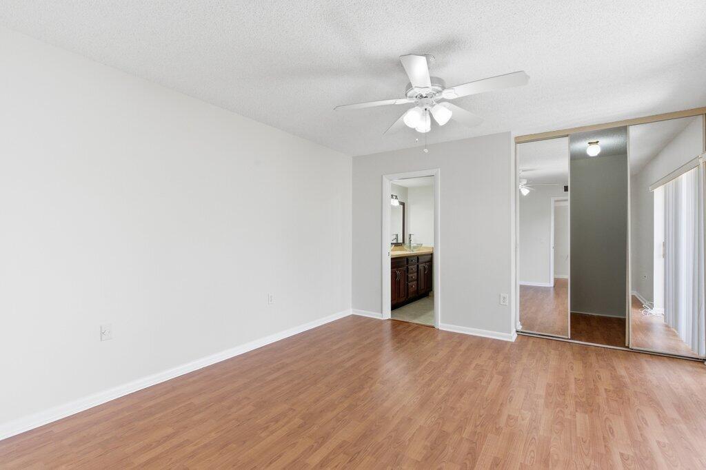 VILLAGE OF SANDALWOOD LAKES SOUTH - Residential