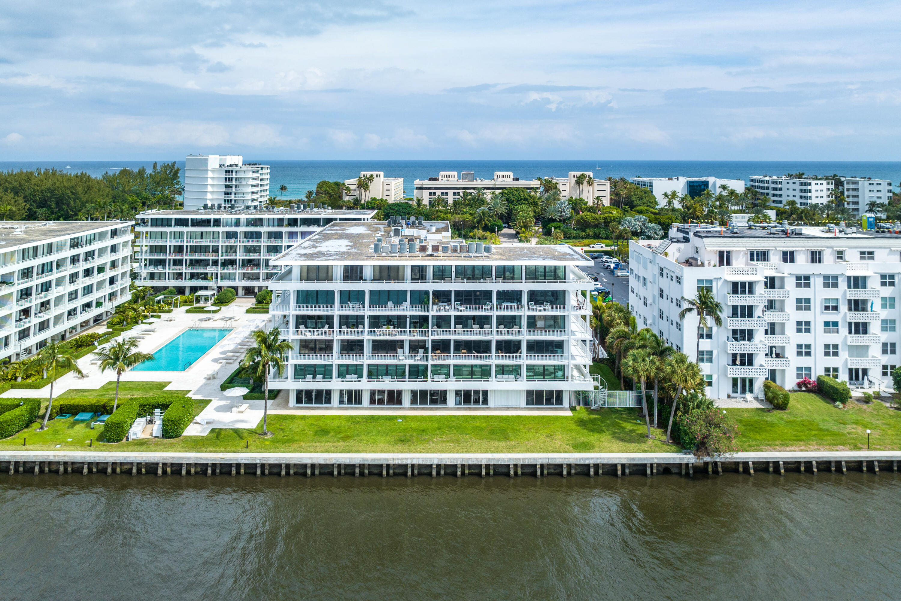COVE CONDO - Residential