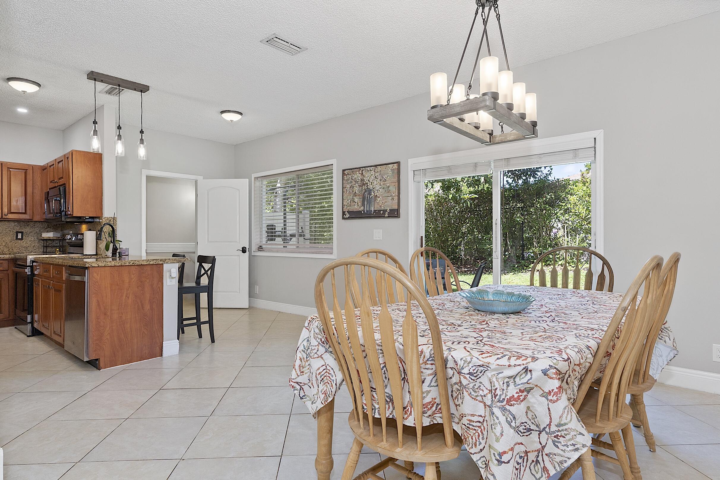LAGO VISTA AT COCONUT CREEK - Residential
