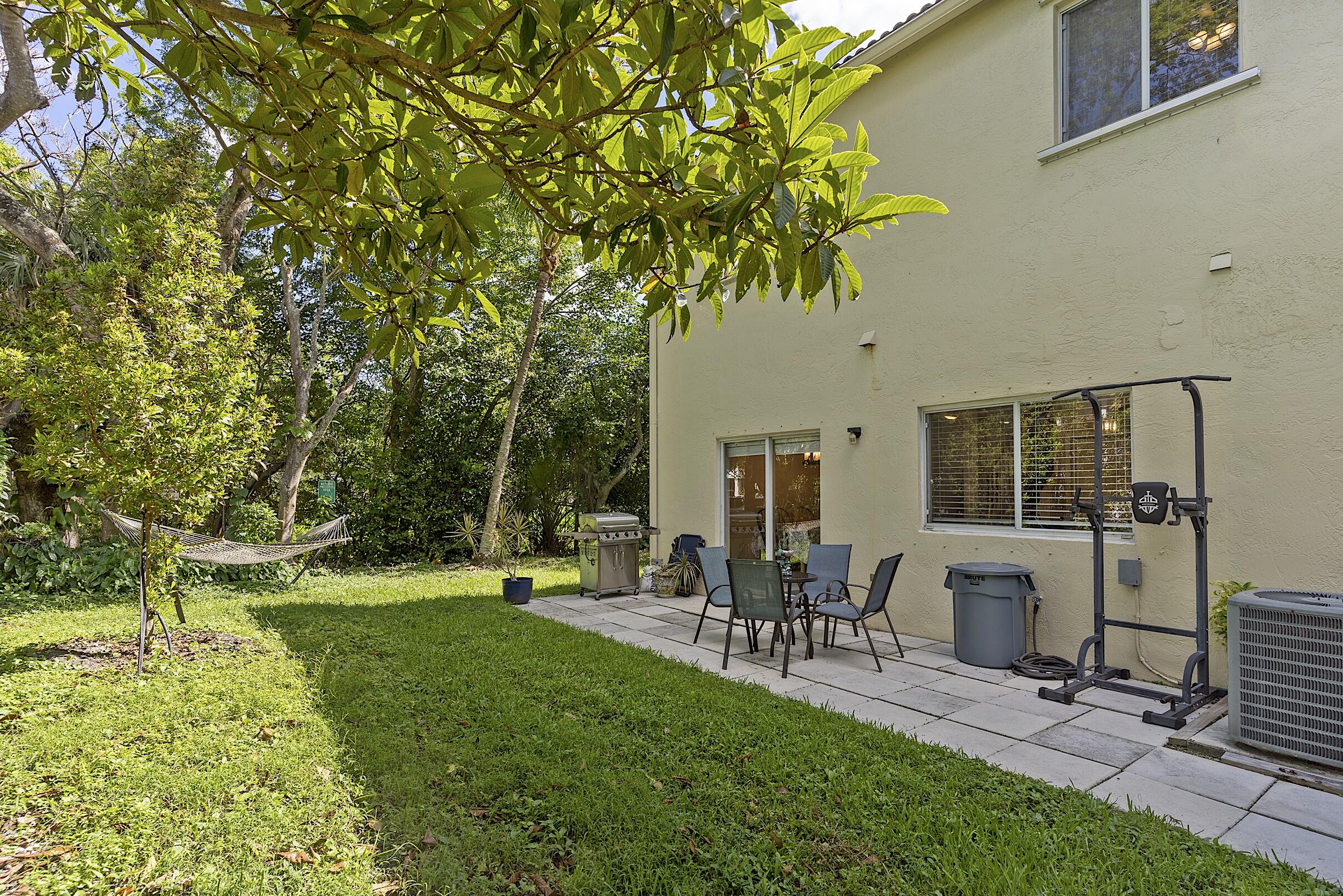 LAGO VISTA AT COCONUT CREEK - Residential