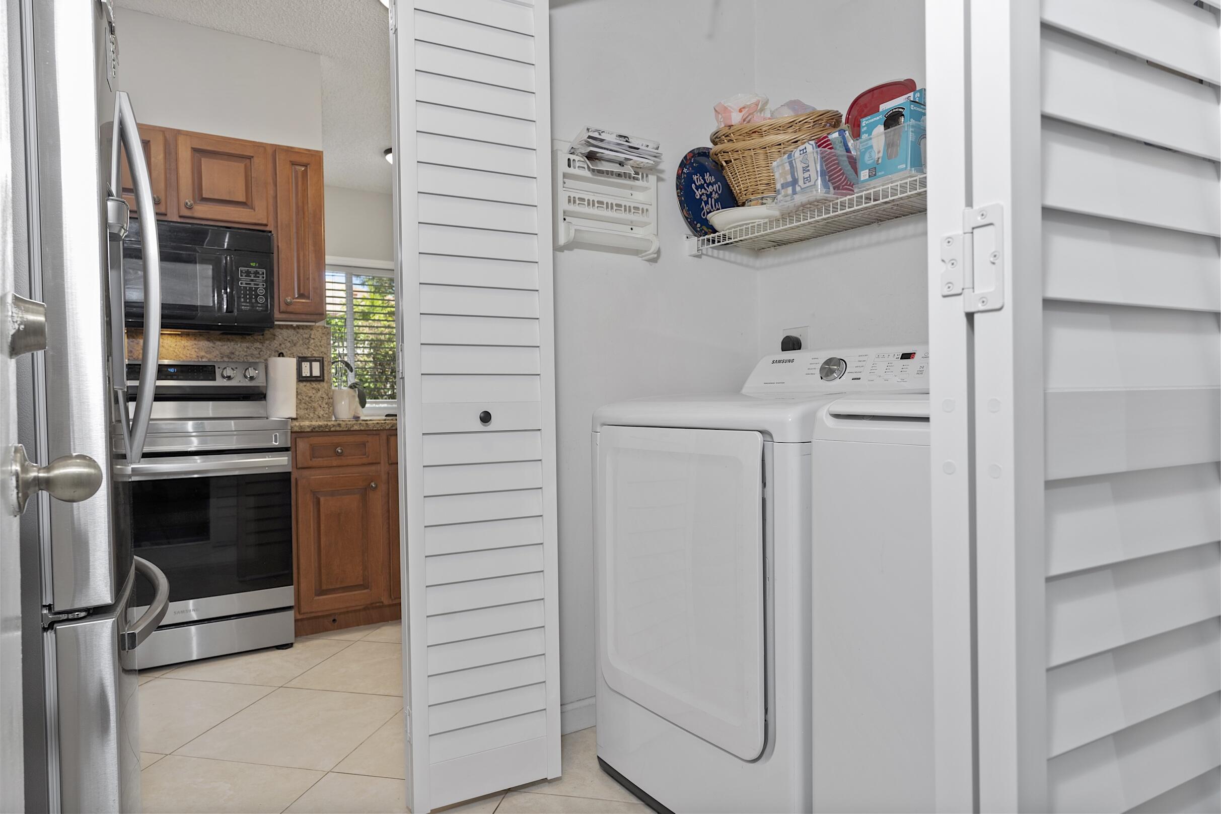 LAGO VISTA AT COCONUT CREEK - Residential