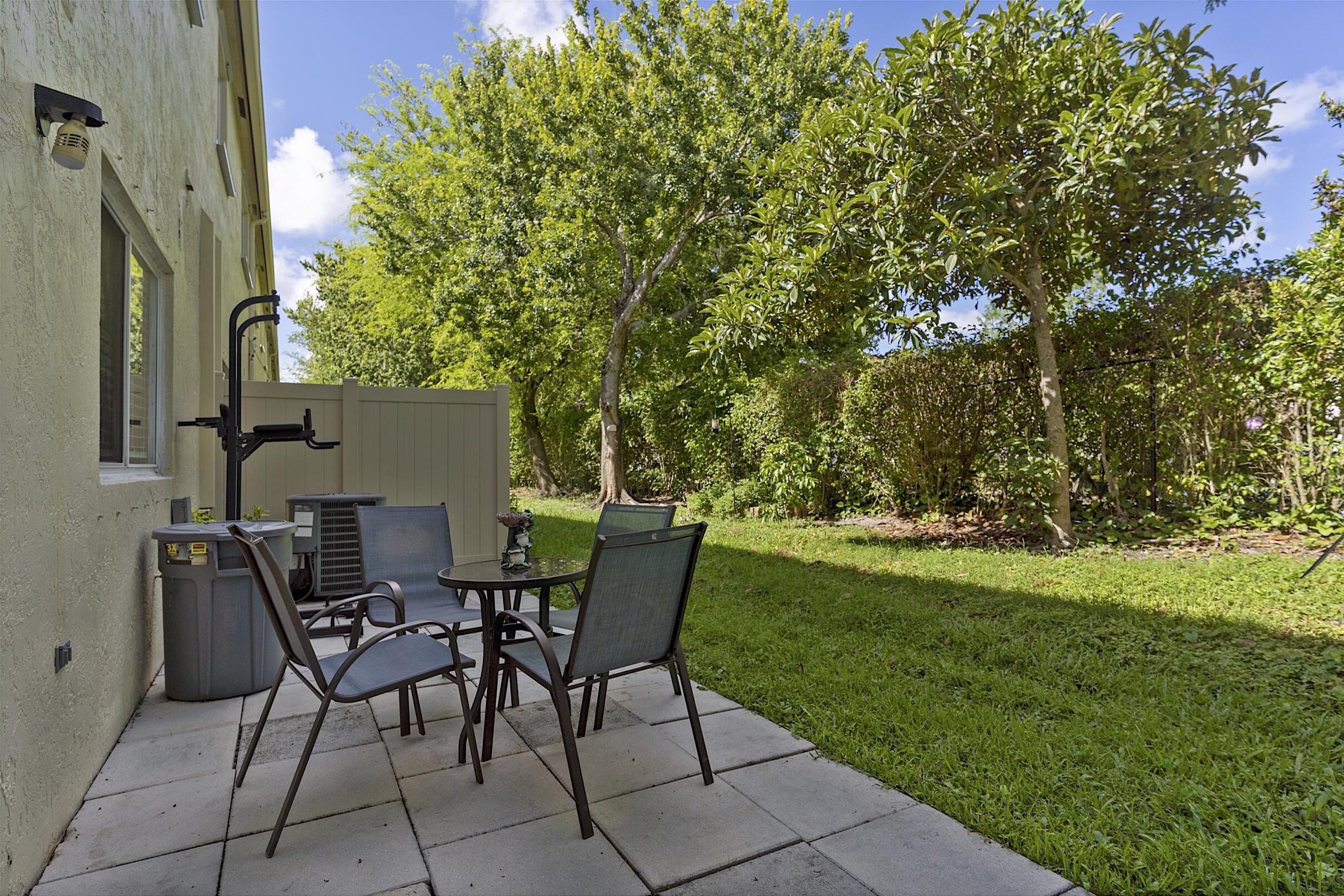 LAGO VISTA AT COCONUT CREEK - Residential