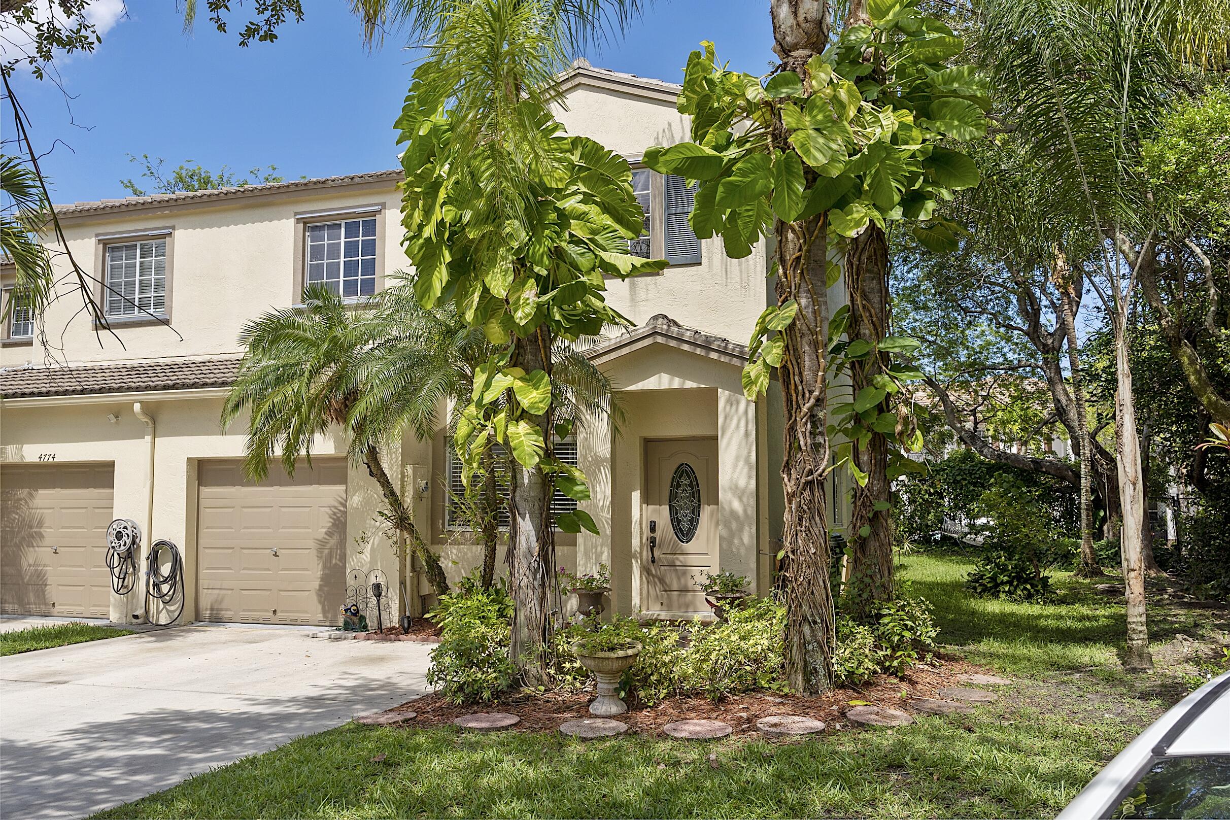 LAGO VISTA AT COCONUT CREEK - Residential