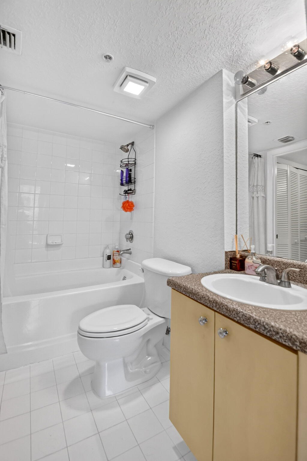 FLAGLER POINTE CONDO - Residential