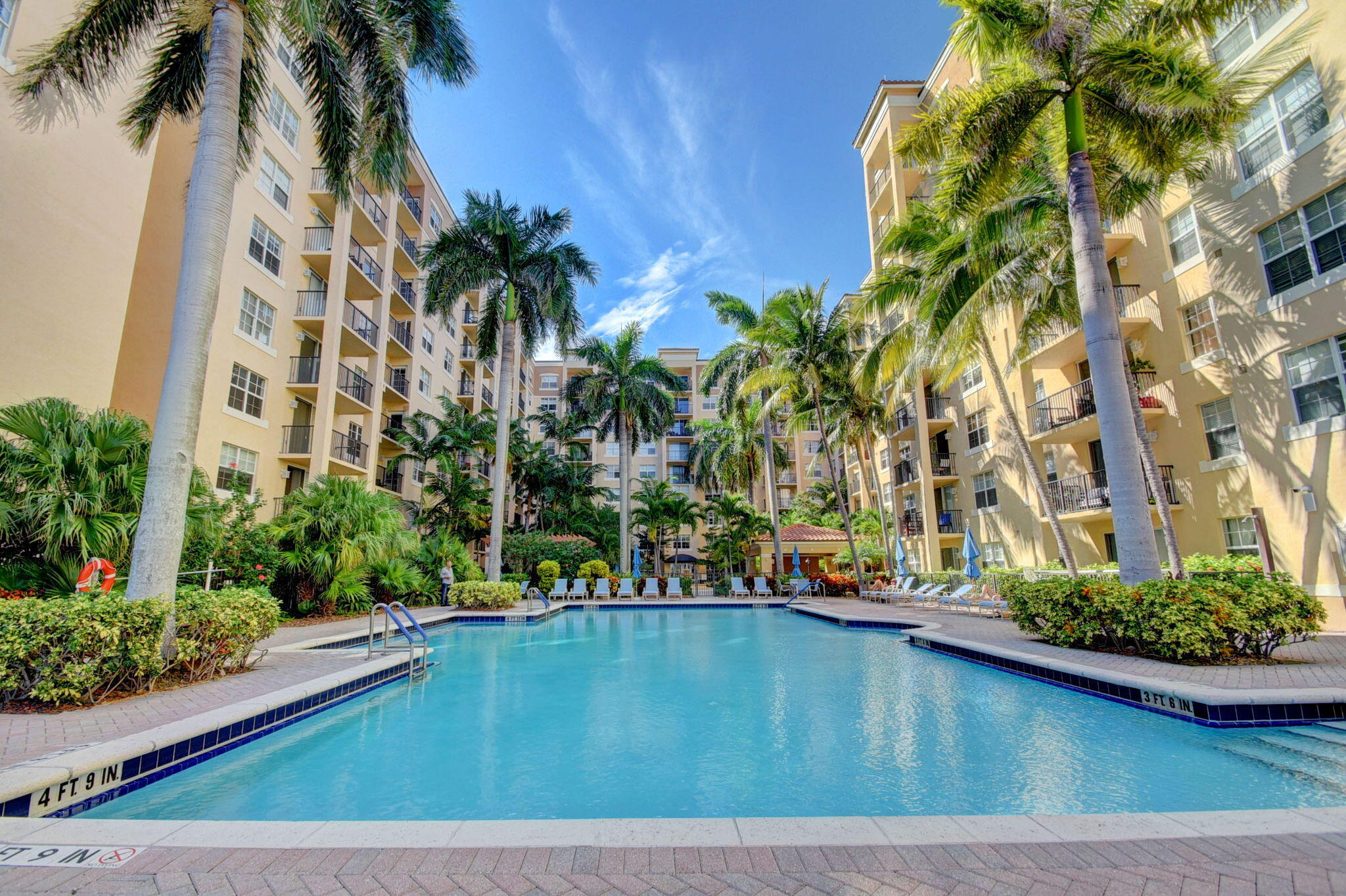 Wake up to breathtaking views of the Intracoastal Waterway from your private balcony. This immaculate one-bedroom condo boasts a light-filled open concept, kitchen featuring stainless steel appliances and the convenience of an in-unit washer and dryer. Ready for you to move right in. This beautiful condo is set within a premier luxury building, residents enjoy 5-star amenities, including a manned front desk, a resort-style pool and spa, an outdoor grilling lounge, a state-of-the-art fitness center, a business center, a putting green, and a stylish clubroom equipped with pool table and piano. Unbeatable Location, just minitues from the high-energy dining and shopping at Clematis Street and CityPlace, pristine local beaches, world-class golf courses, I-95, and International Airport.