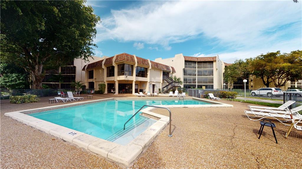 PLANTATION CLUB - Residential