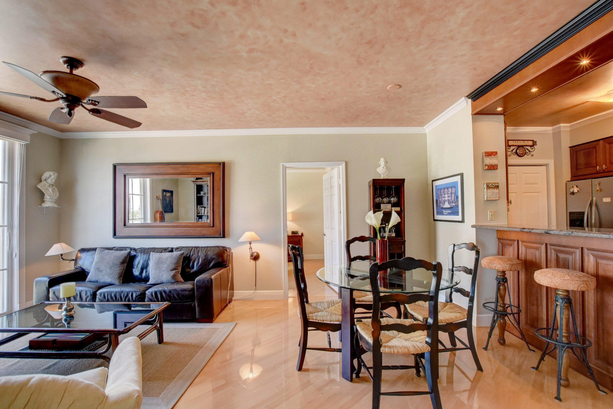COURTYARDS IN CITYPLACE CONDO - Residential