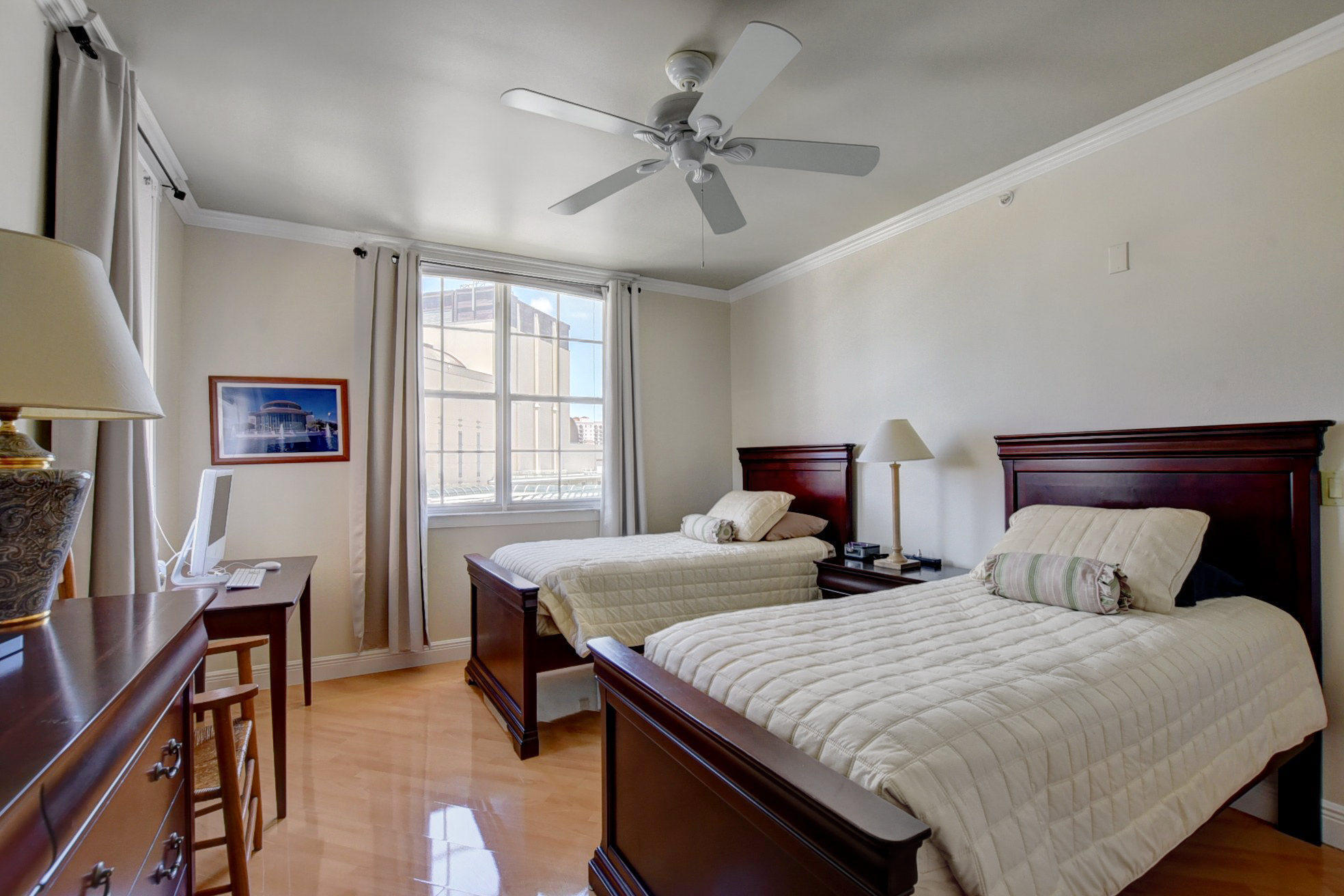 COURTYARDS IN CITYPLACE CONDO - Residential