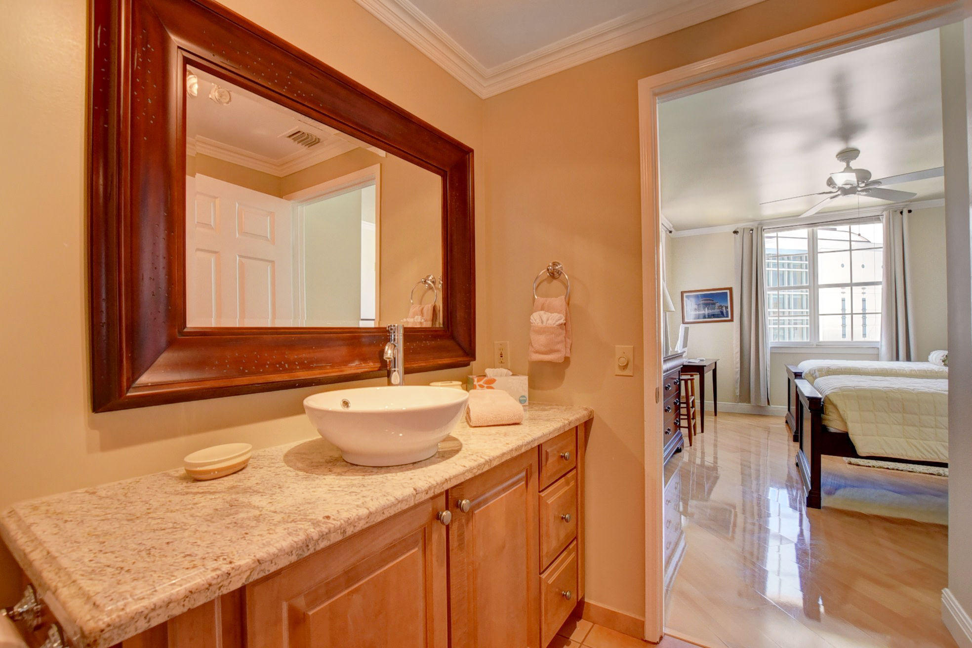 COURTYARDS IN CITYPLACE CONDO - Residential