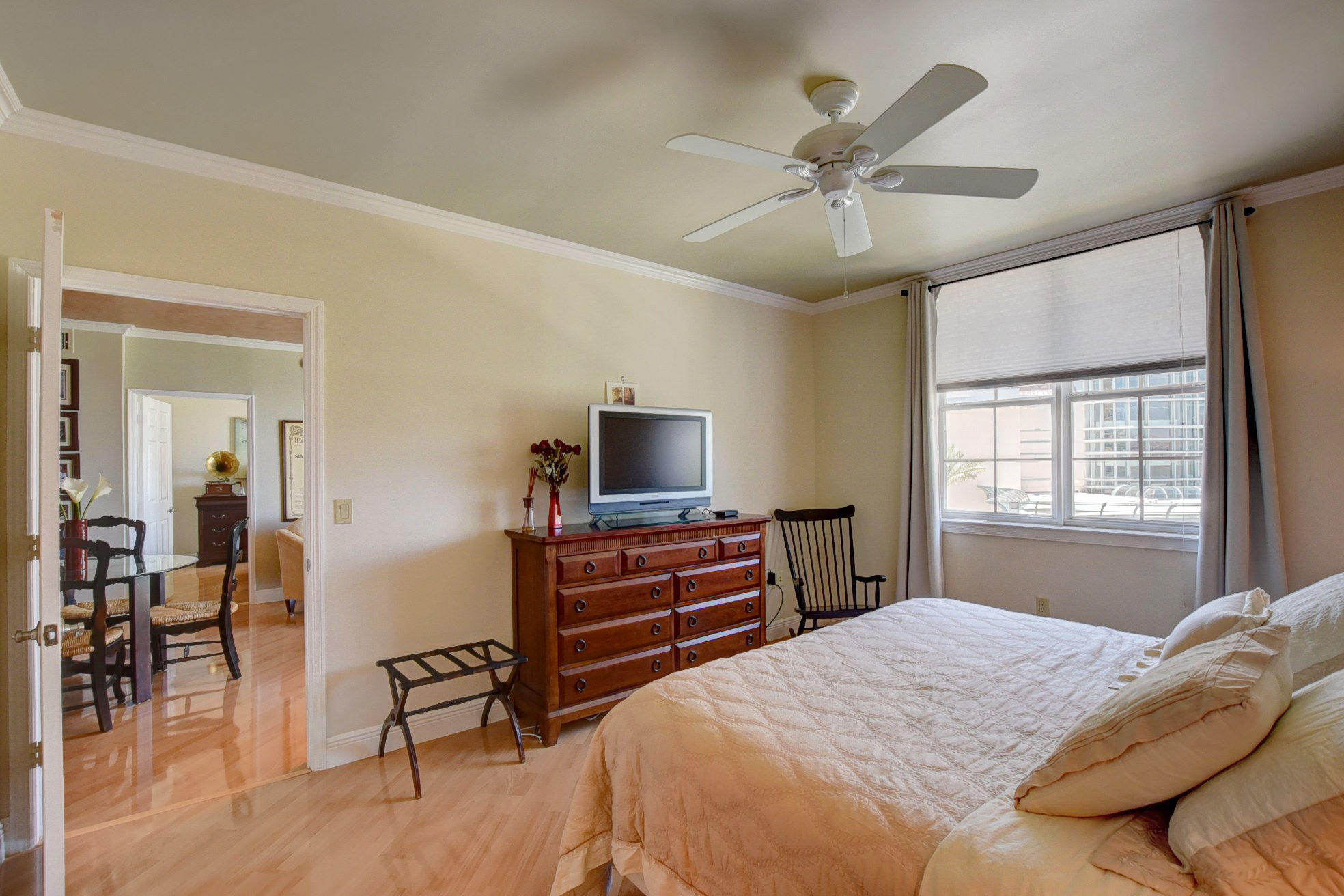 COURTYARDS IN CITYPLACE CONDO - Residential