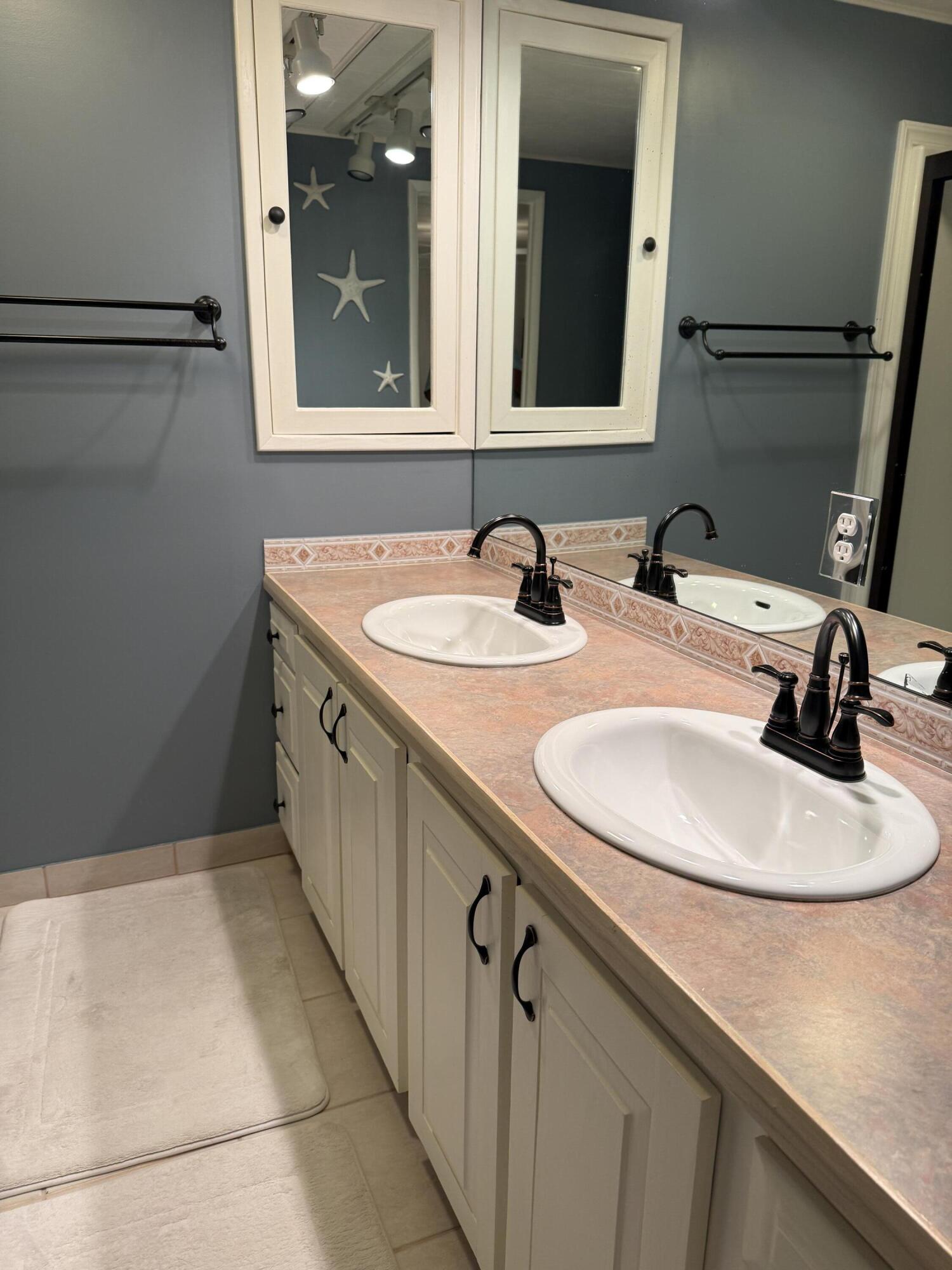 CAMBRIDGE AT HERITAGE RIDGE - Residential