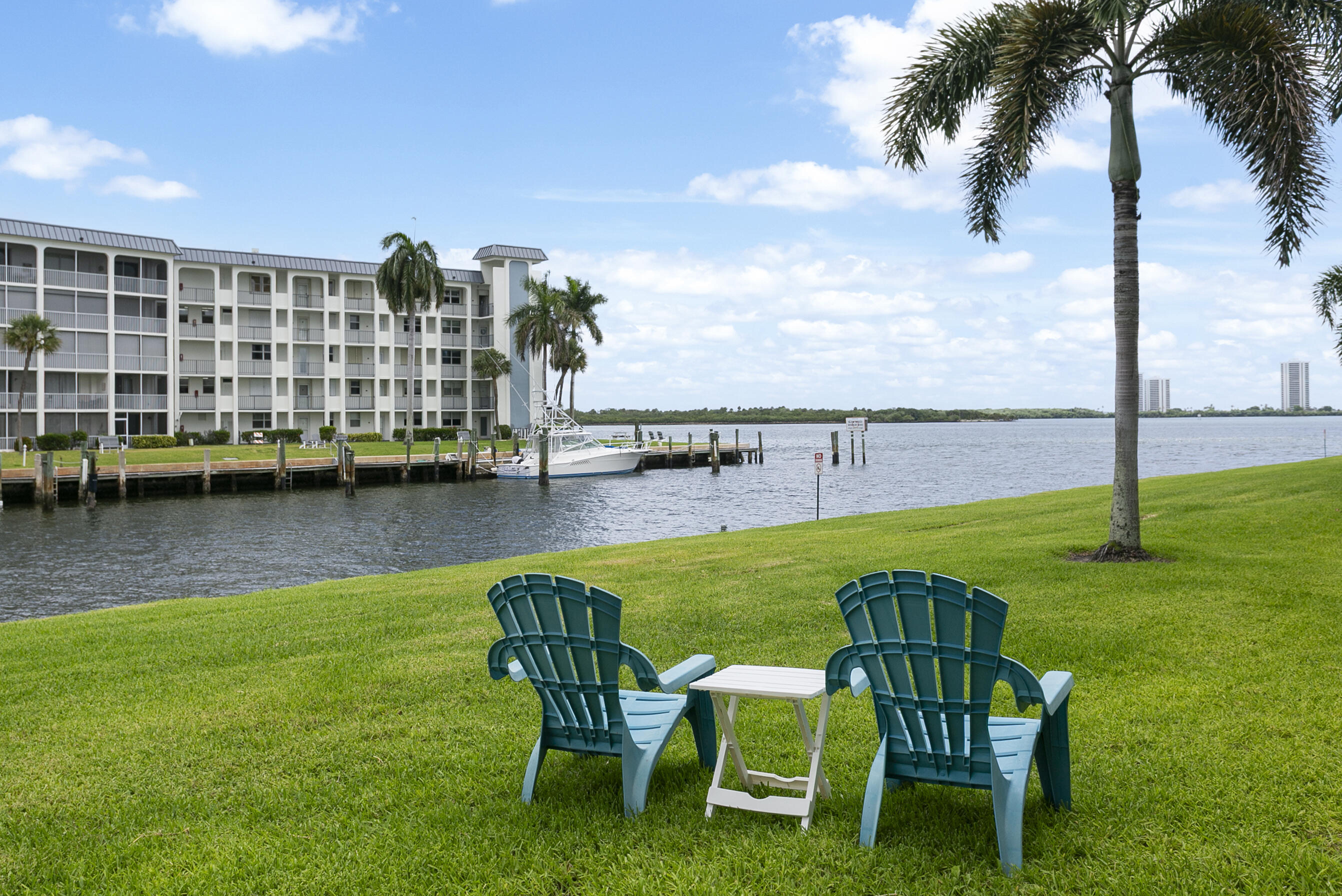 SHORE CLUB APTS B & C CONDO - Residential