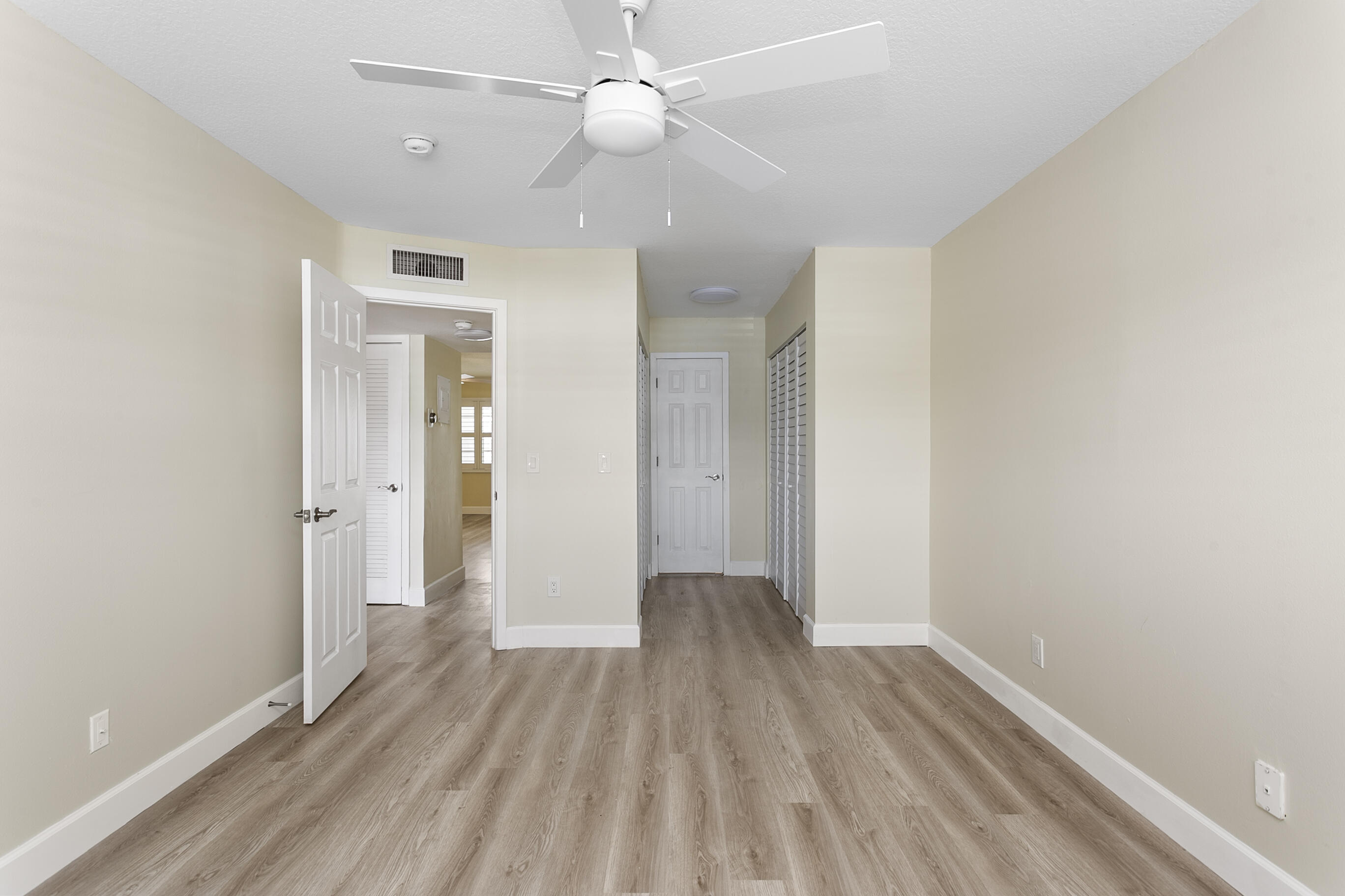 SHORE CLUB APTS B & C CONDO - Residential