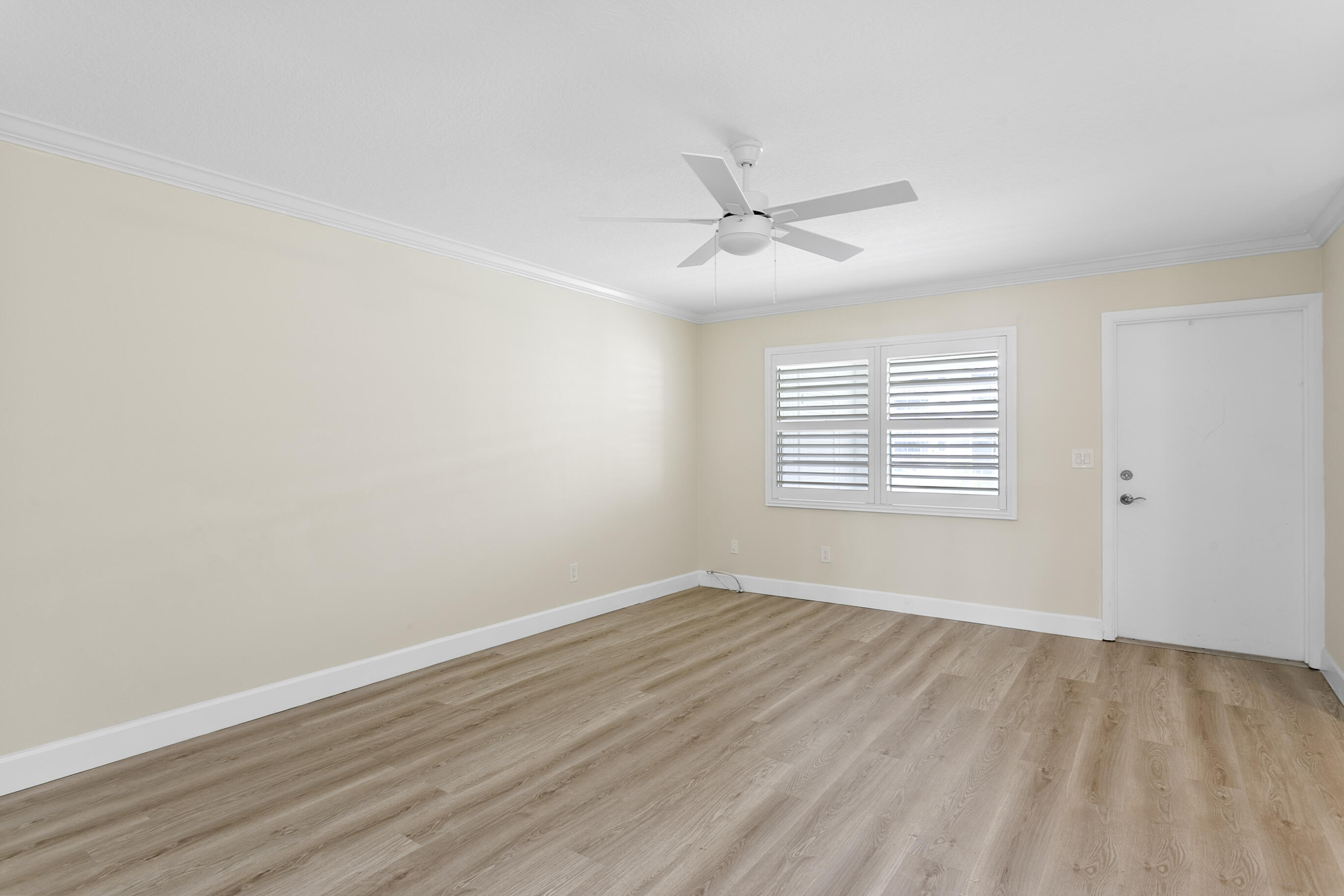 SHORE CLUB APTS B & C CONDO - Residential
