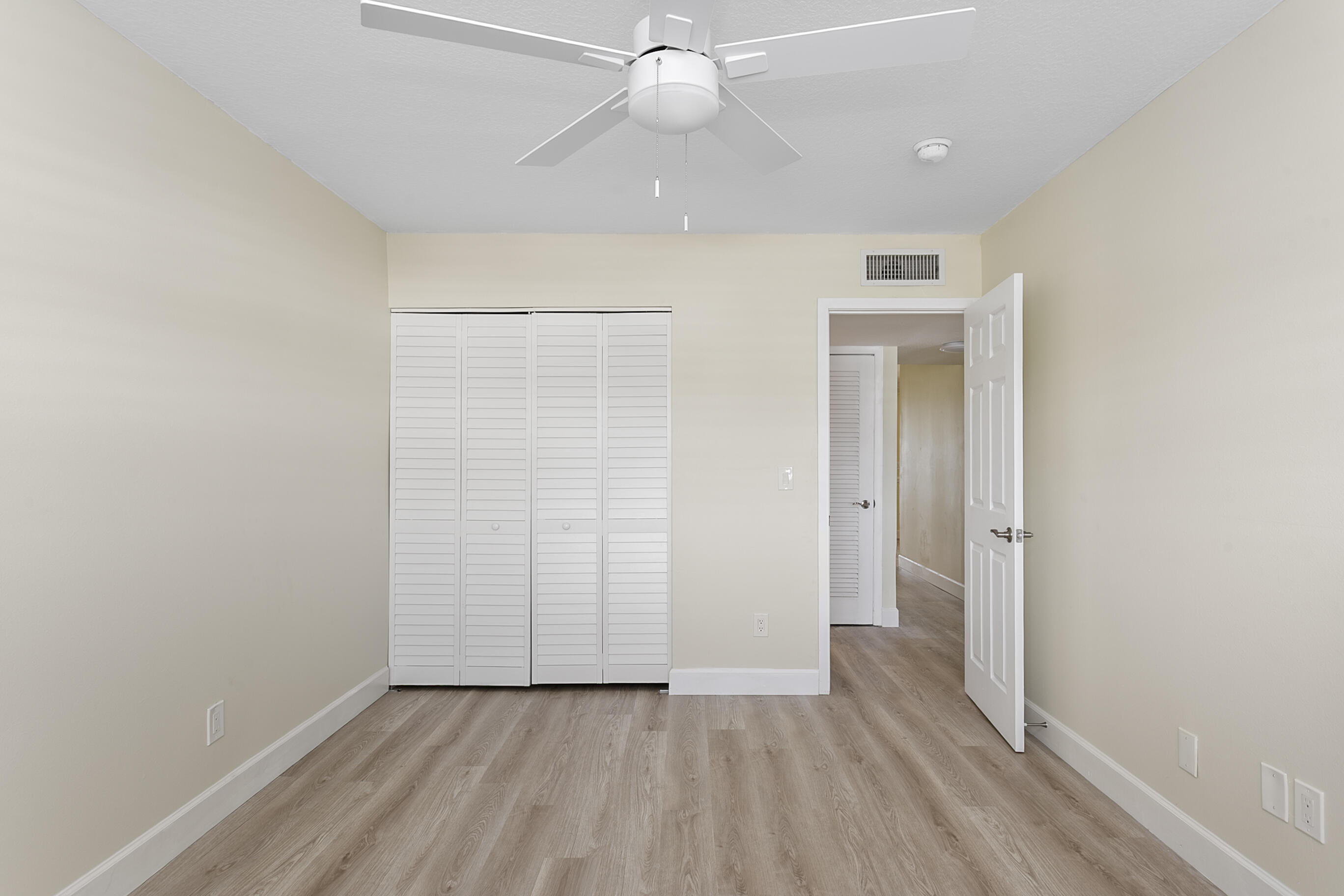 SHORE CLUB APTS B & C CONDO - Residential