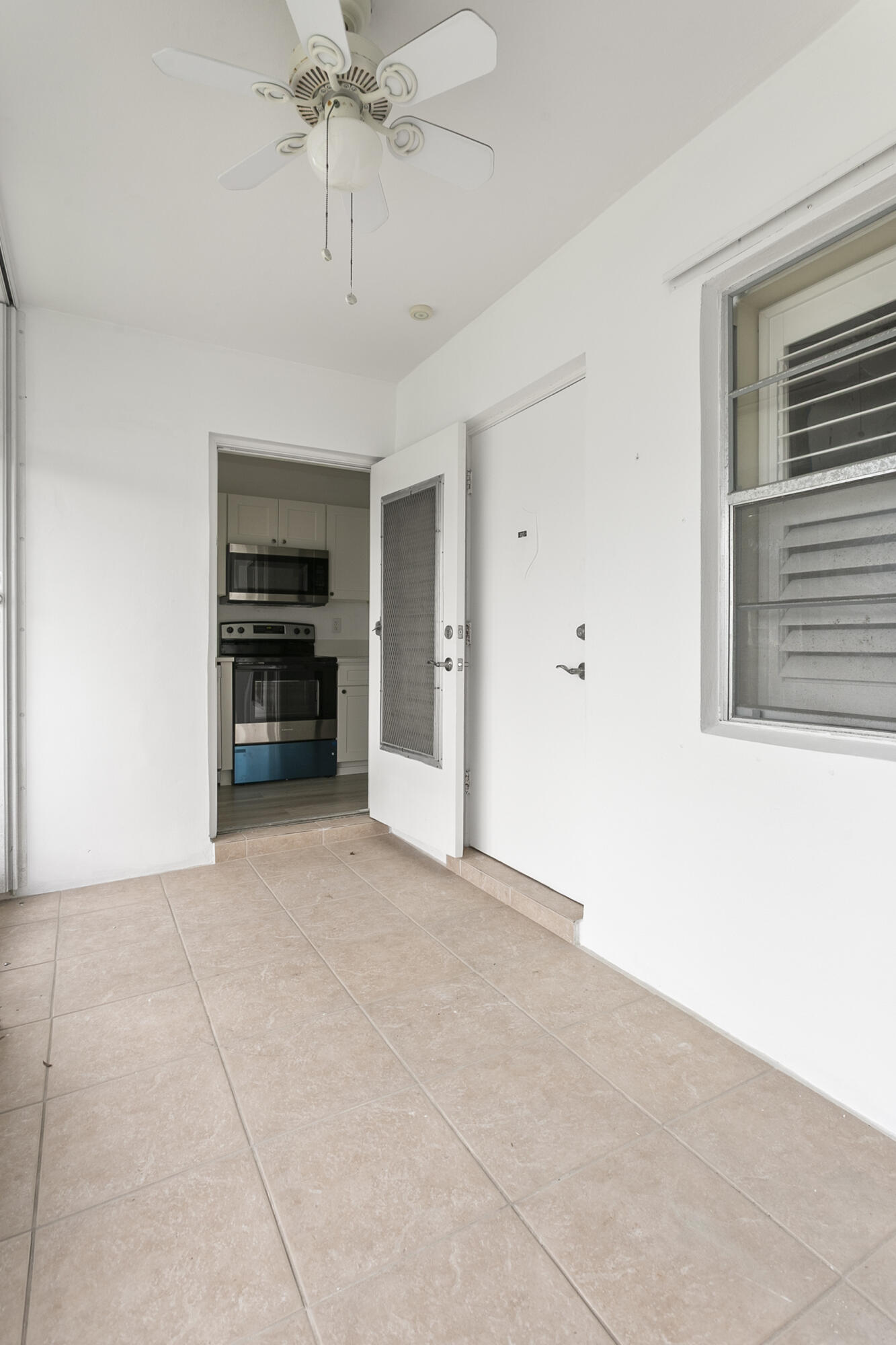 SHORE CLUB APTS B & C CONDO - Residential