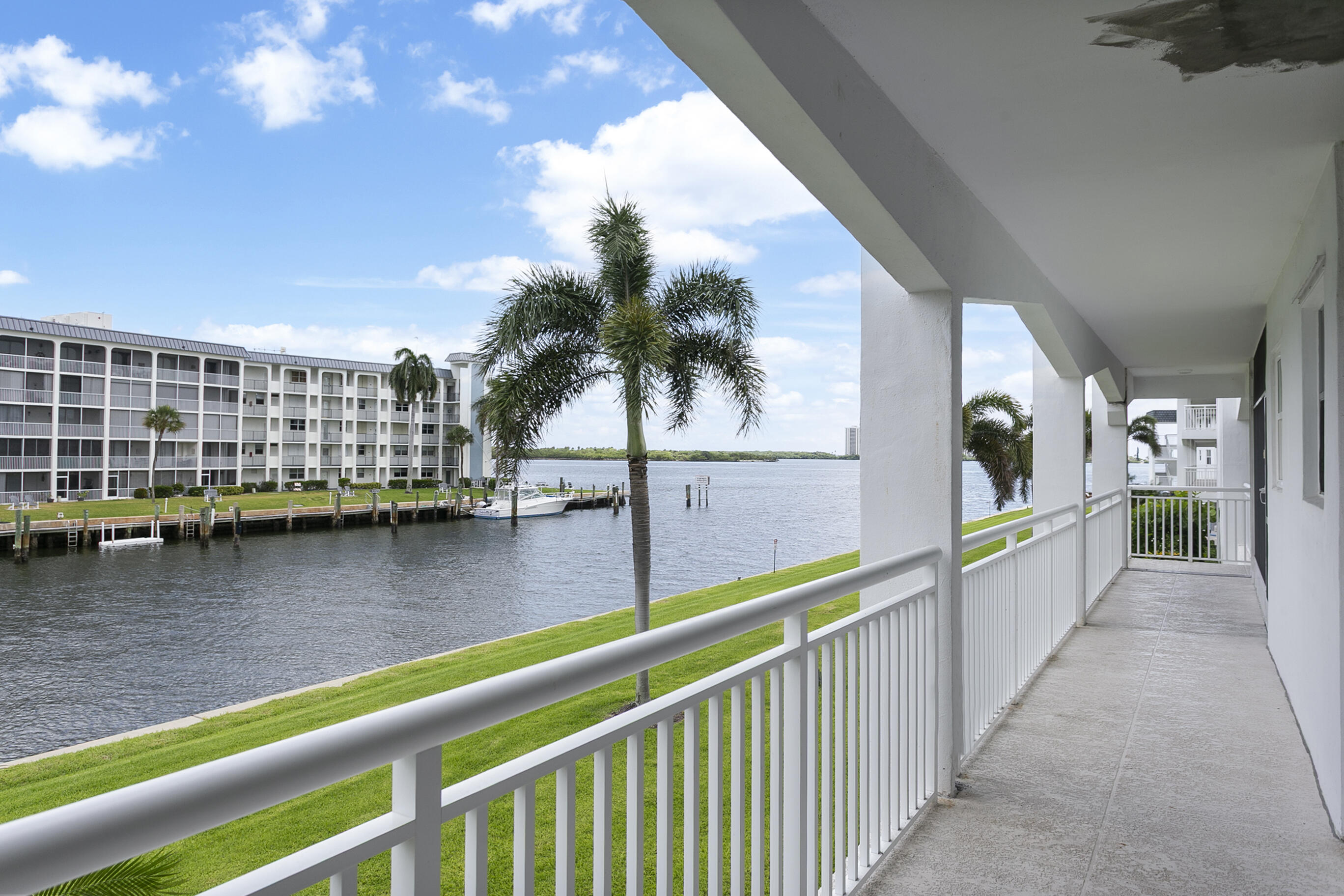 SHORE CLUB APTS B & C CONDO - Residential