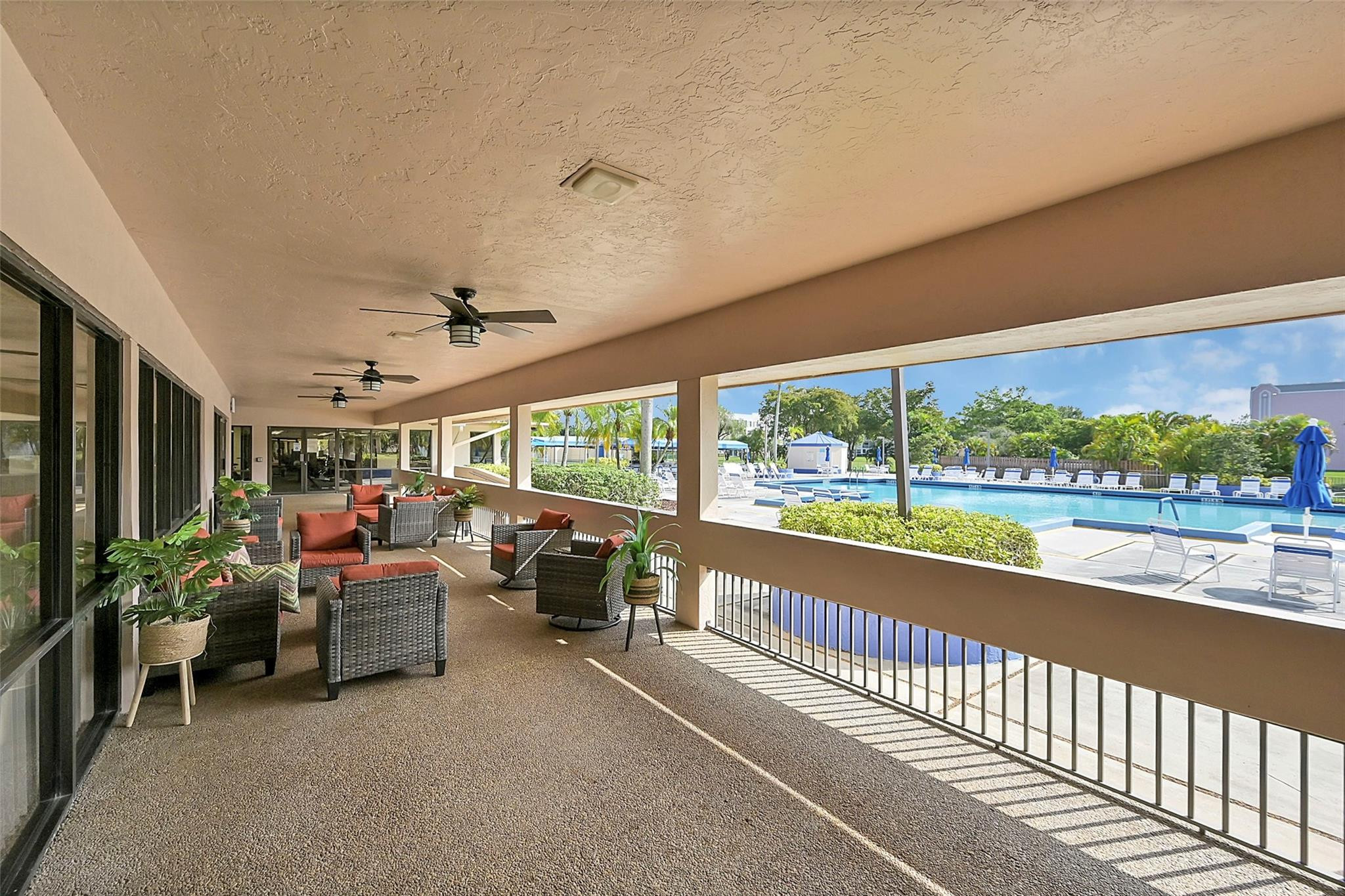 SUNRISE LAKES PHASE III - Residential