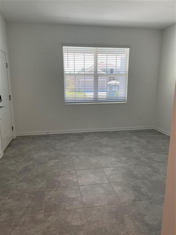 ASTONIA NORTH - Residential Lease