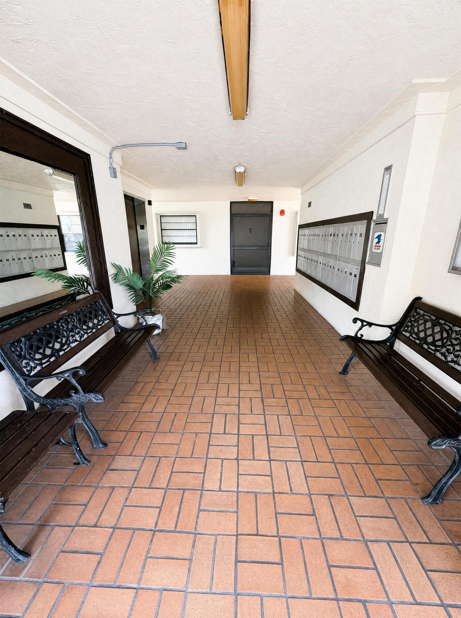 PINES OF BOCA BARWOOD CONDO - Residential