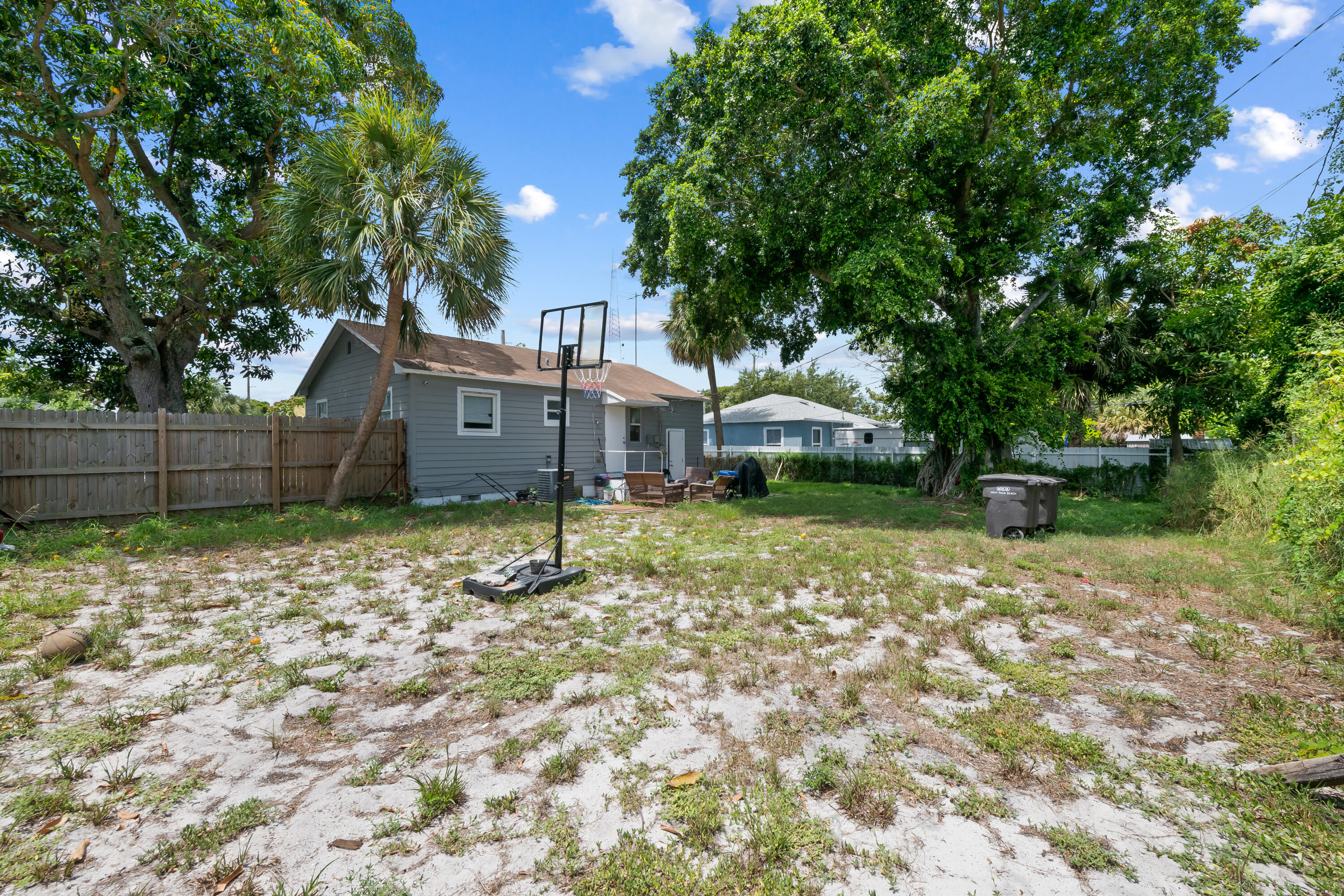 NORTHMORE ADD - Residential