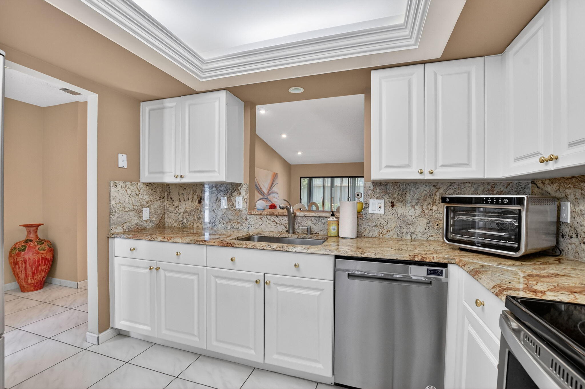 WATERBERRY VILLAS - Residential
