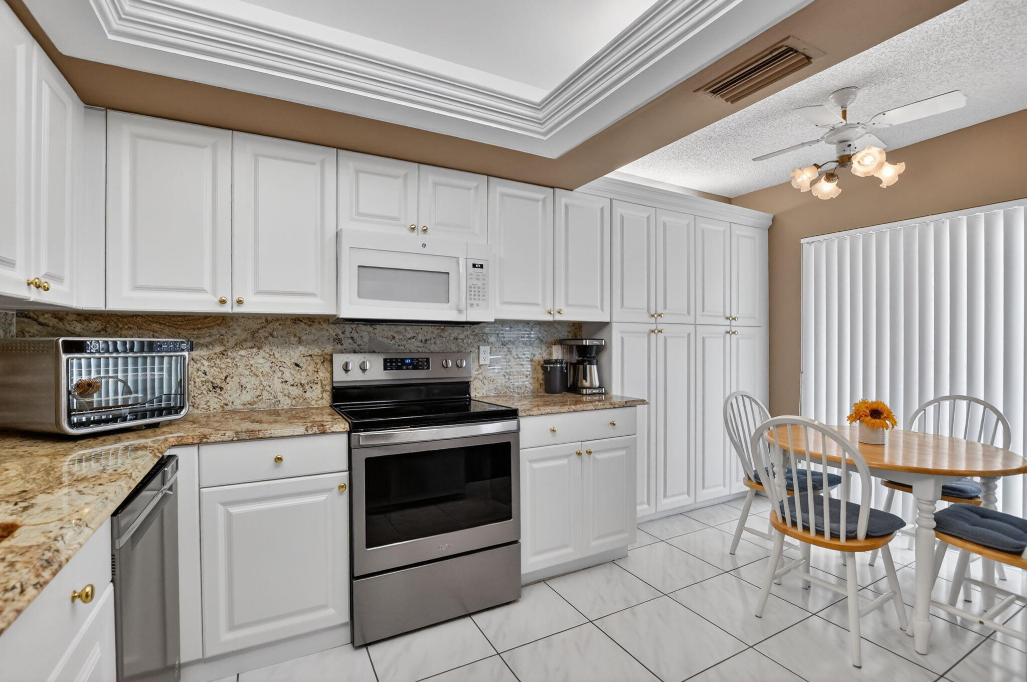 WATERBERRY VILLAS - Residential