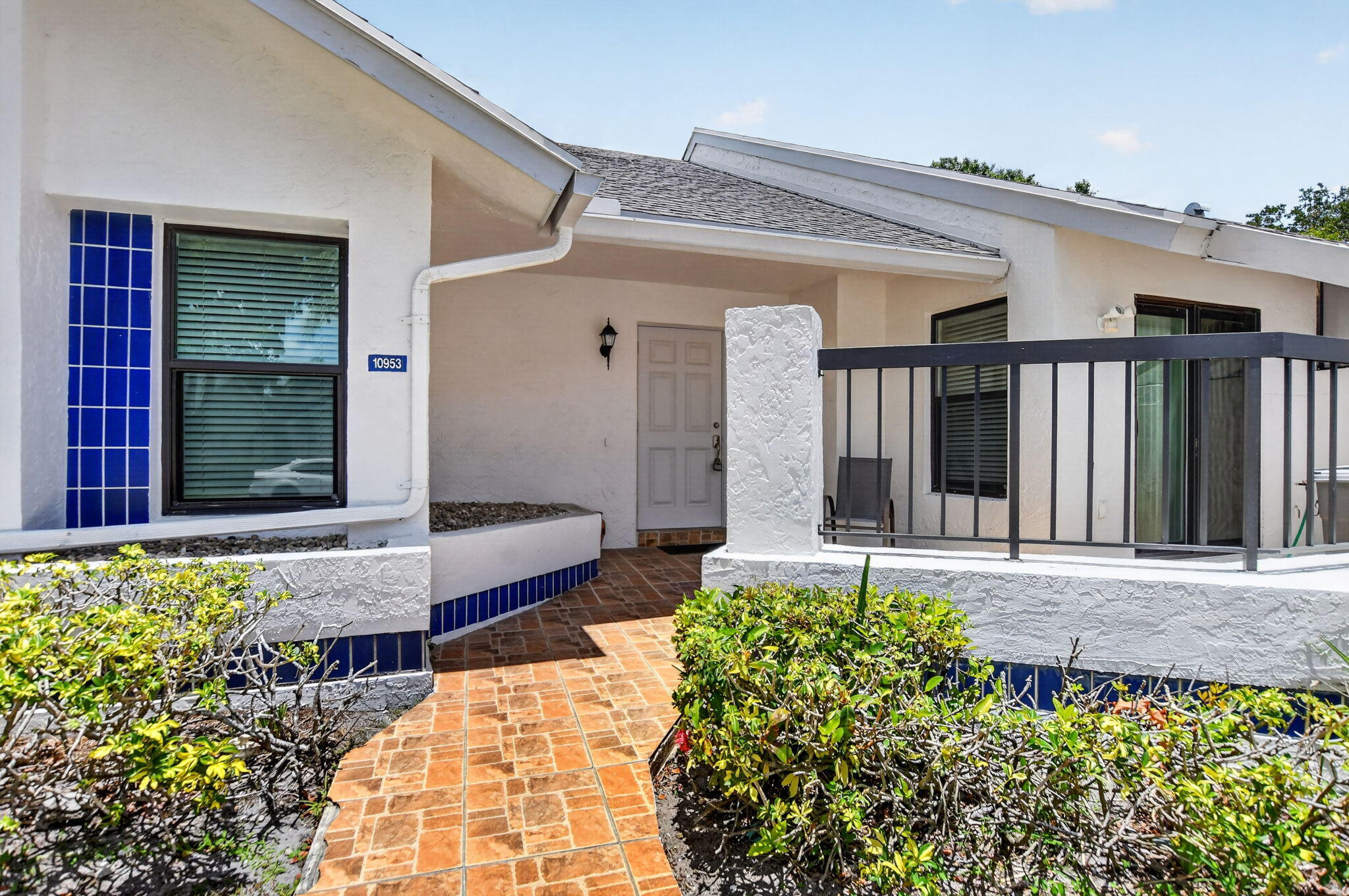 WATERBERRY VILLAS - Residential