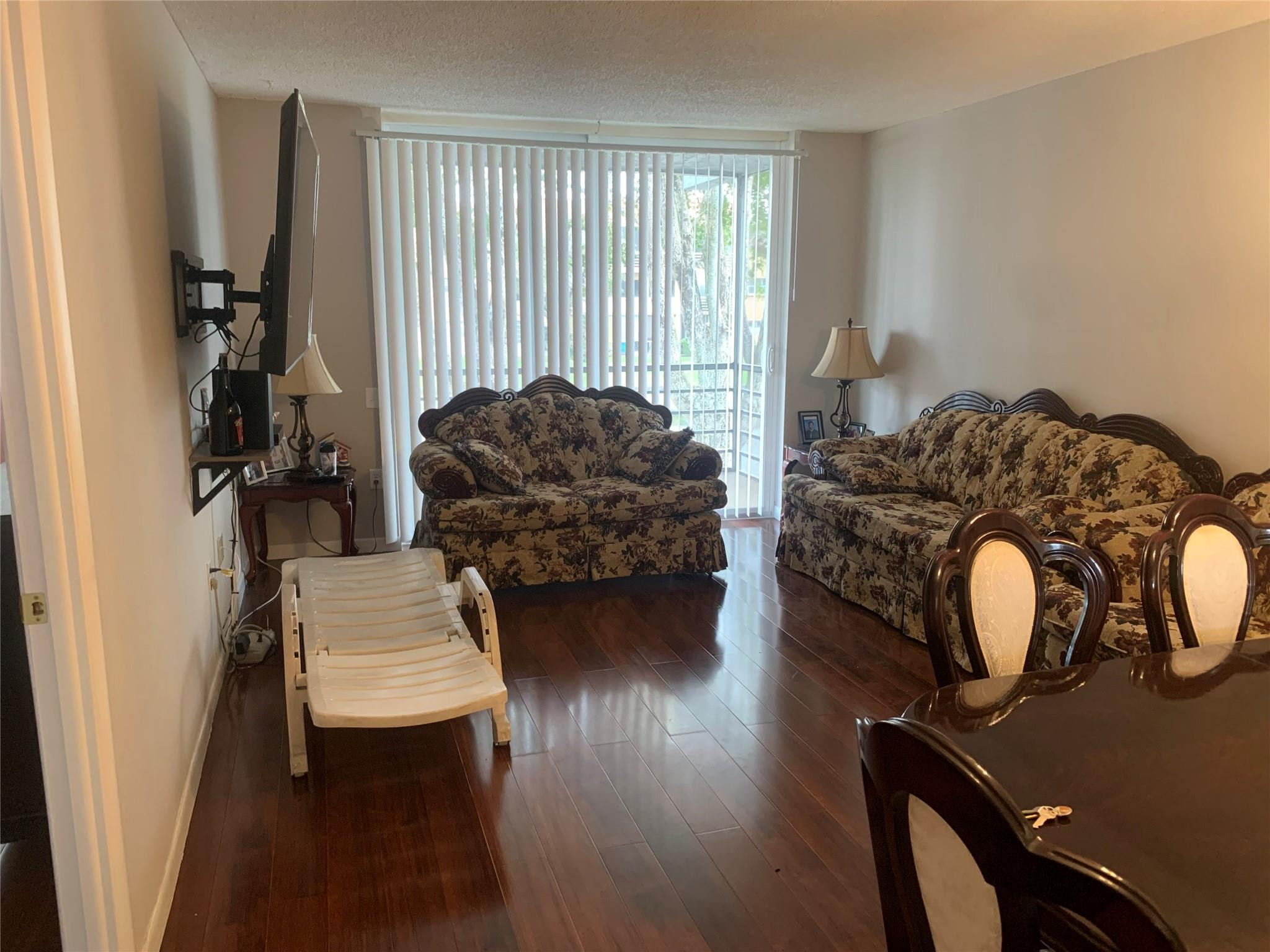 LIME BAY - Residential