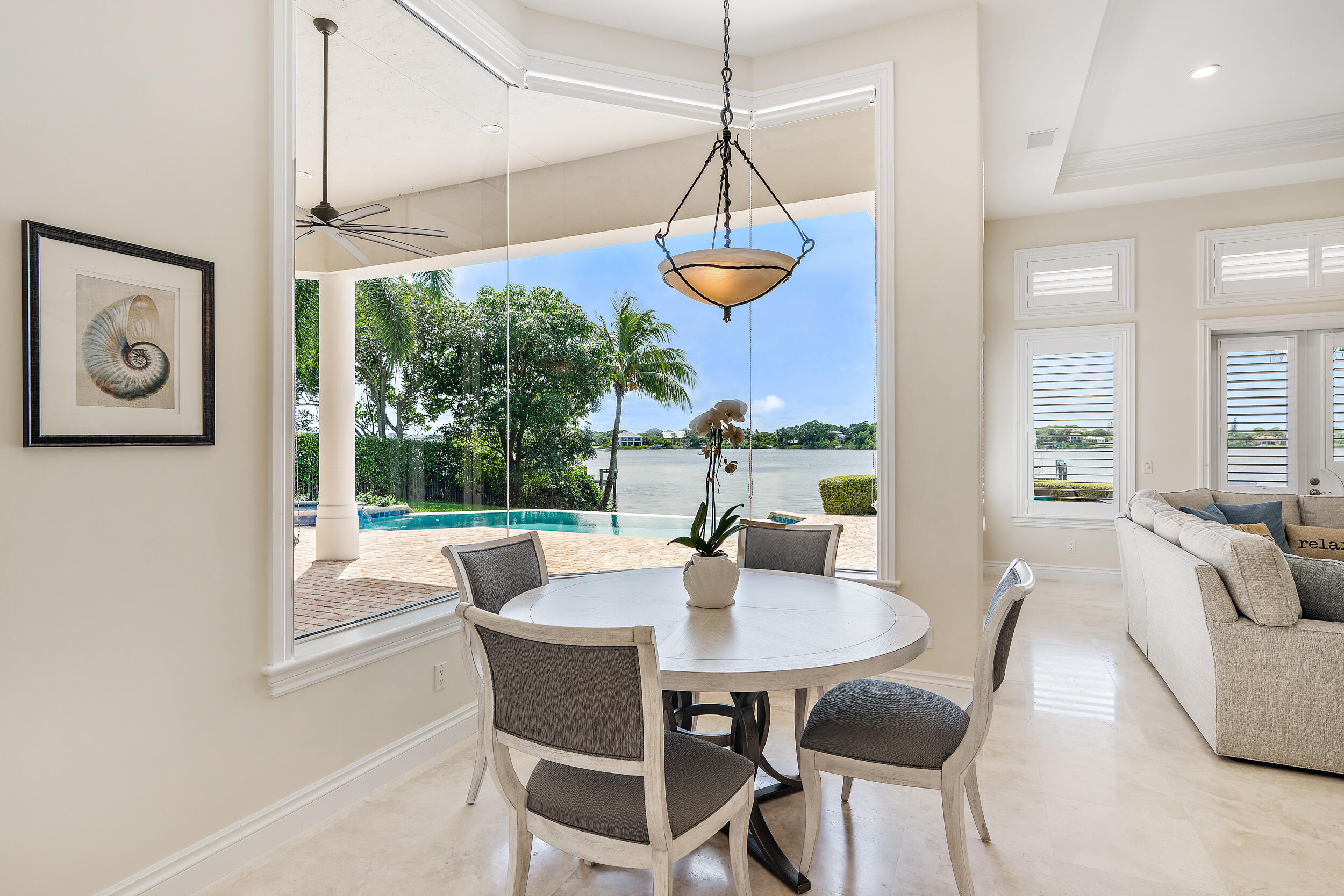 Tequesta Country Club - Residential
