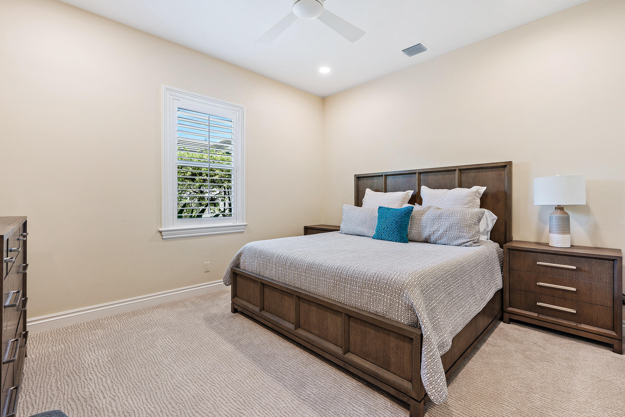 Tequesta Country Club - Residential