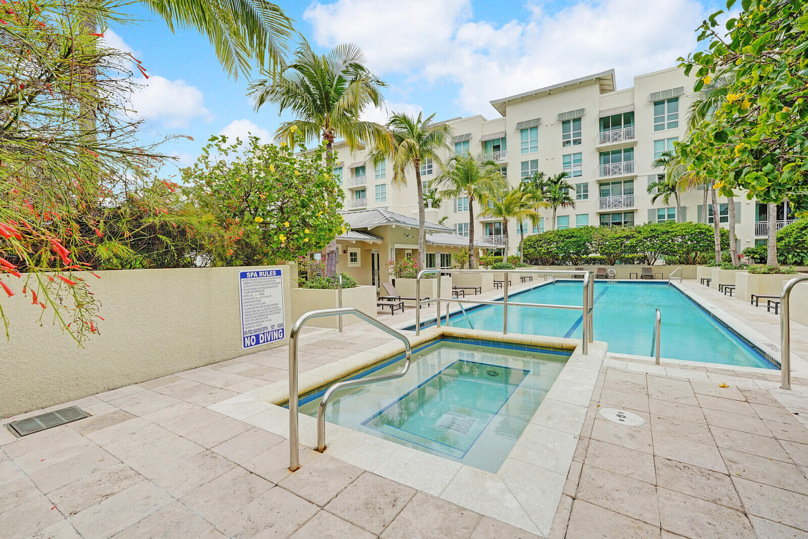 CITY PALMS CONDO - Residential Lease