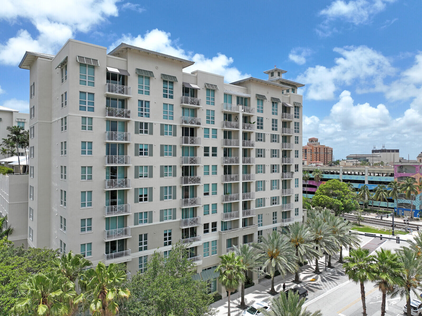 CITY PALMS CONDO - Residential Lease