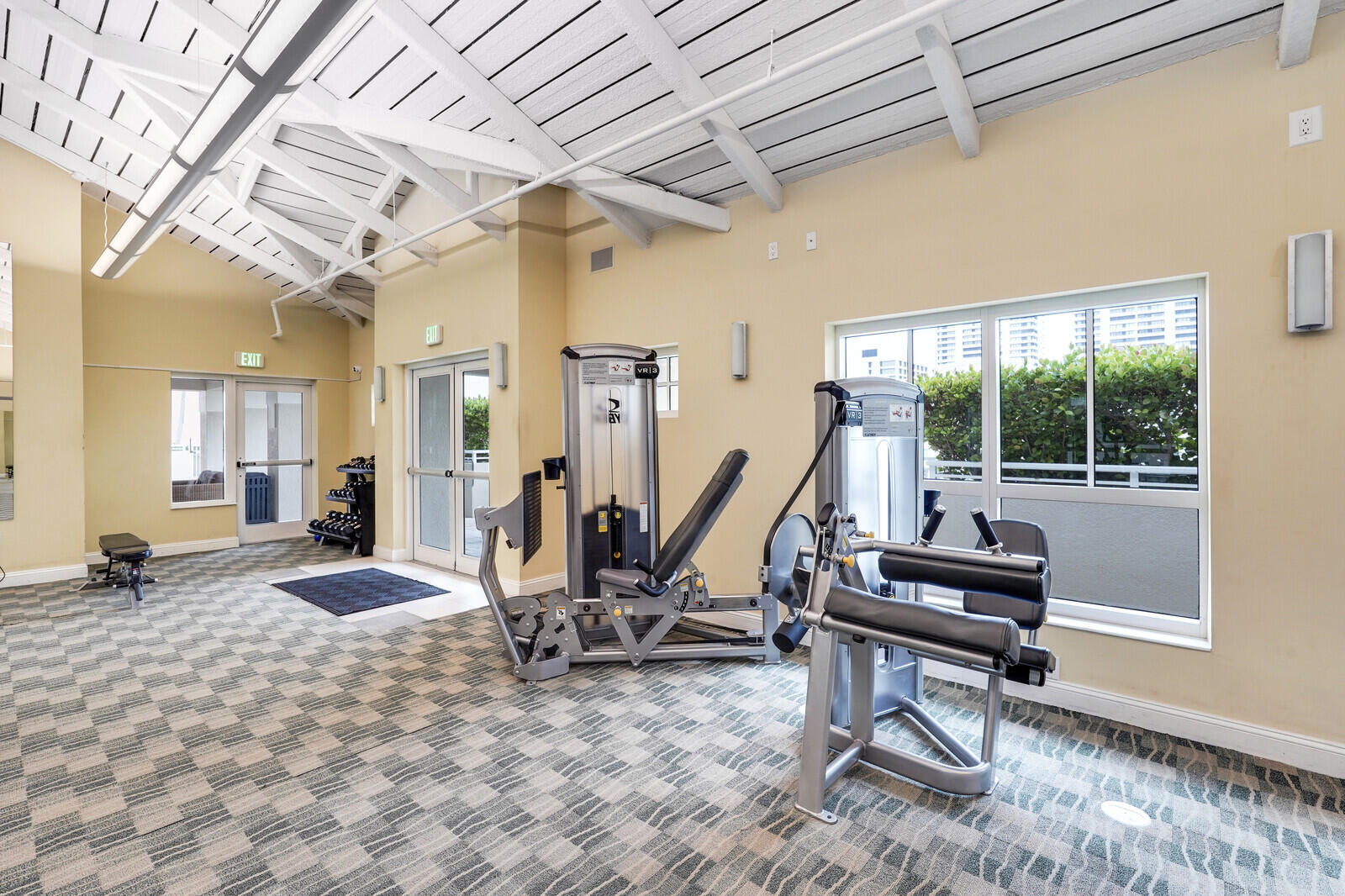 CITY PALMS CONDO - Residential Lease