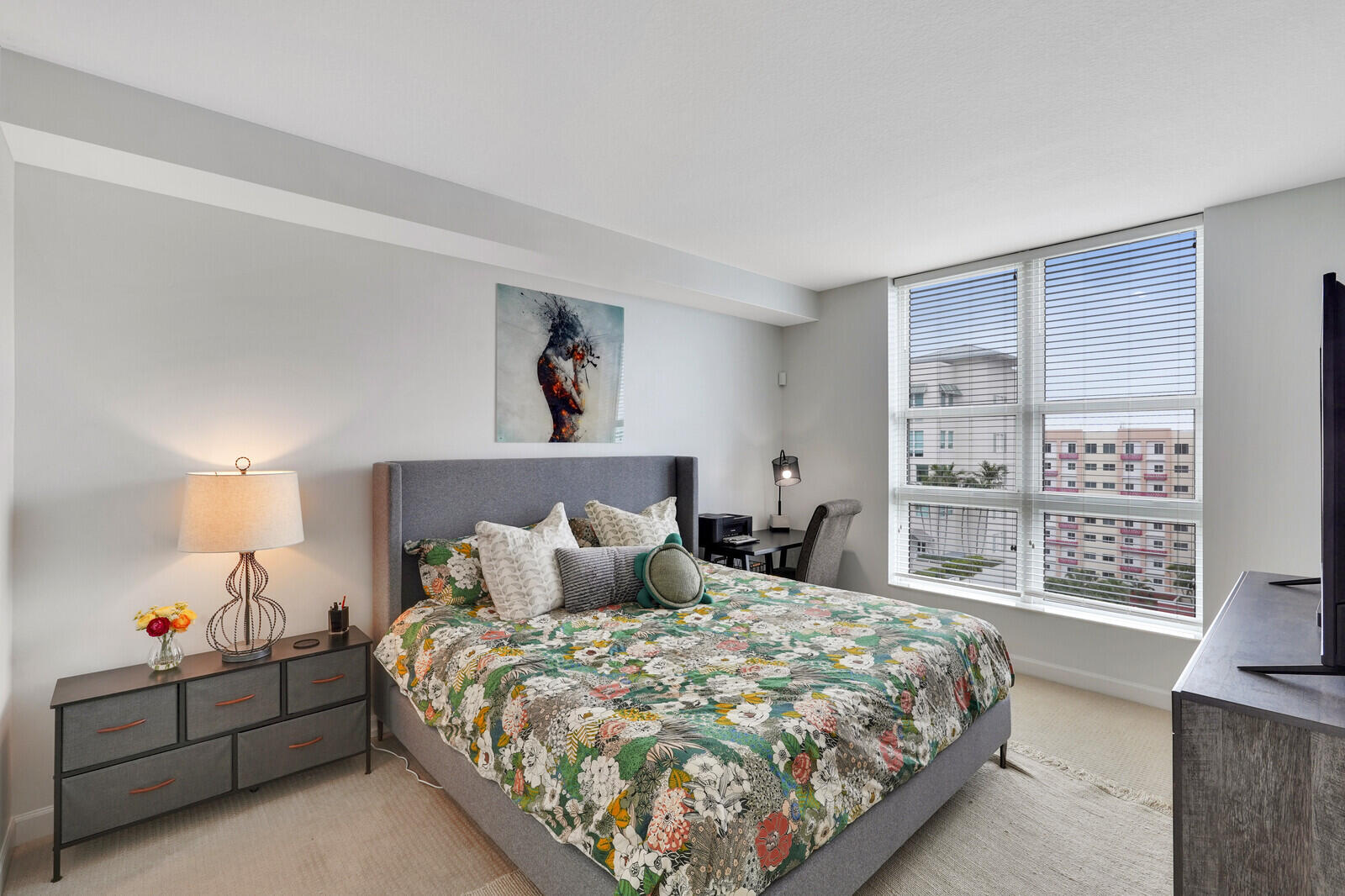 CITY PALMS CONDO - Residential Lease